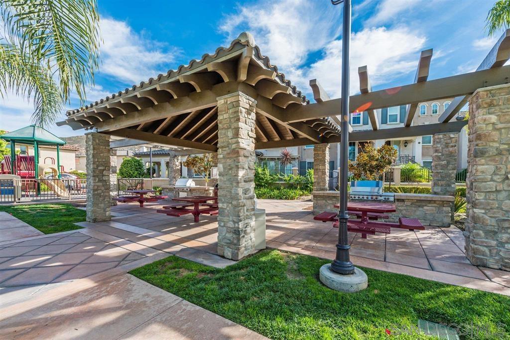 Detail Gallery Image 38 of 51 For 10413  Shelborne St  45, San Diego,  CA 92127 - 3 Beds | 2/1 Baths