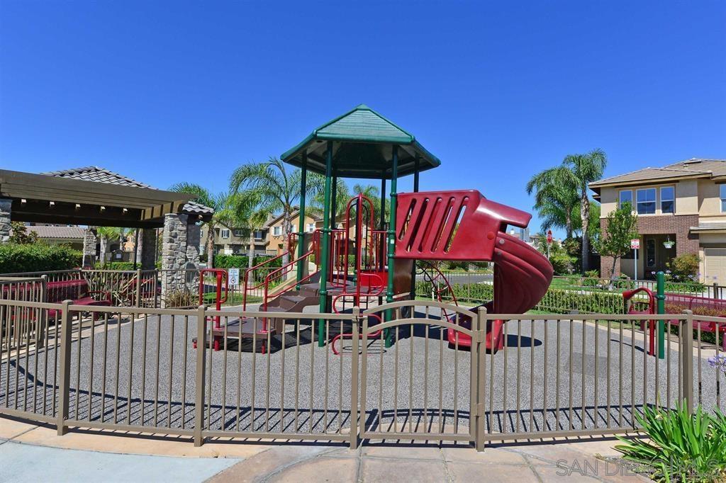 Detail Gallery Image 42 of 51 For 10413  Shelborne St  45, San Diego,  CA 92127 - 3 Beds | 2/1 Baths