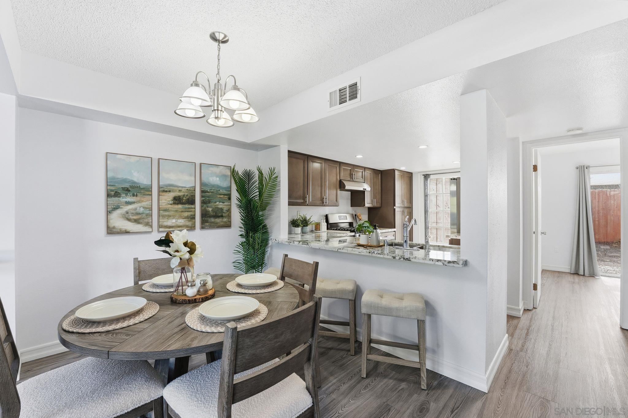 Detail Gallery Image 9 of 43 For 8753  Spring Canyon Drive, Spring Valley,  CA 91977 - 3 Beds | 2/1 Baths