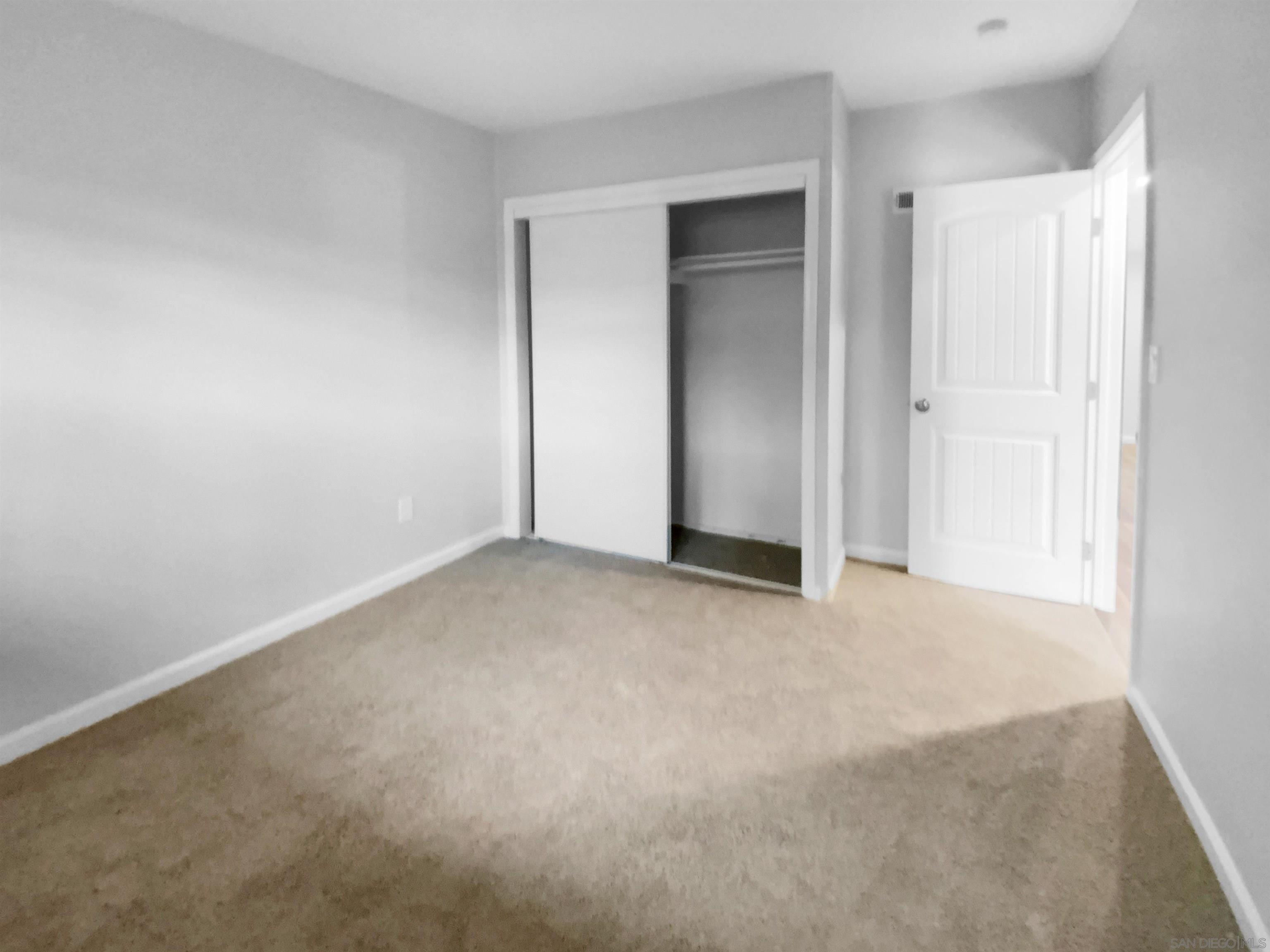 Detail Gallery Image 4 of 19 For 630  J St, Chula Vista,  CA 91910 - 2 Beds | 1 Baths