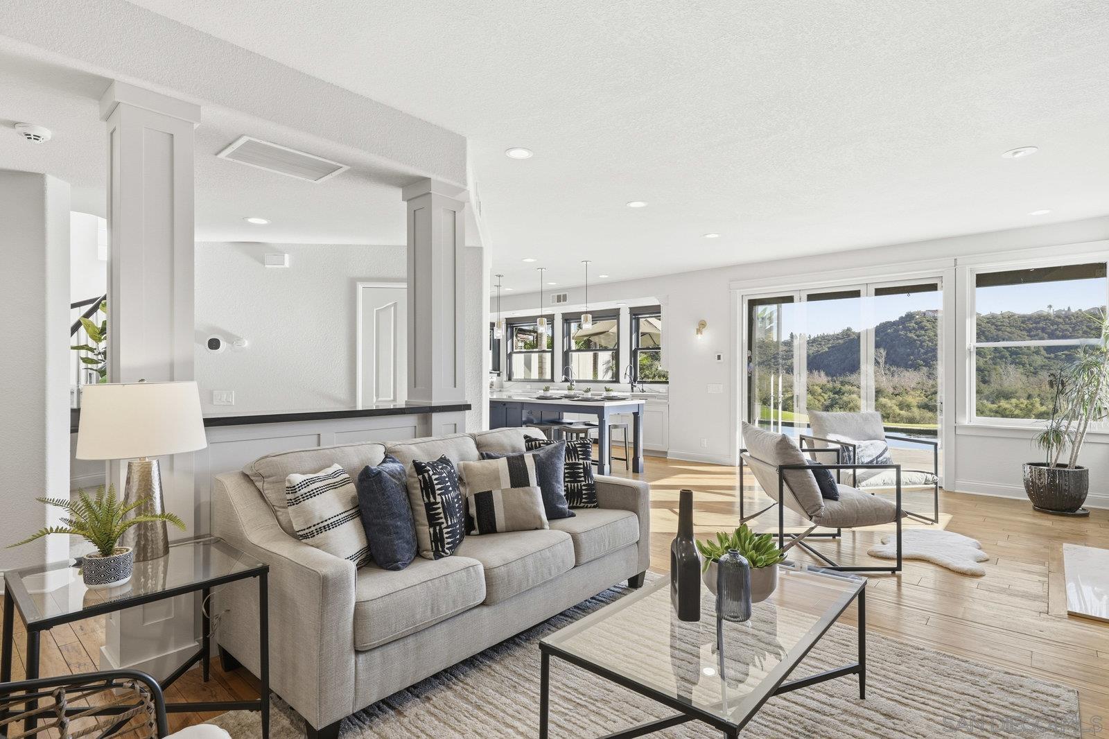 Detail Gallery Image 33 of 74 For 7665  Salix Place, San Diego,  CA 92129 - 4 Beds | 4 Baths