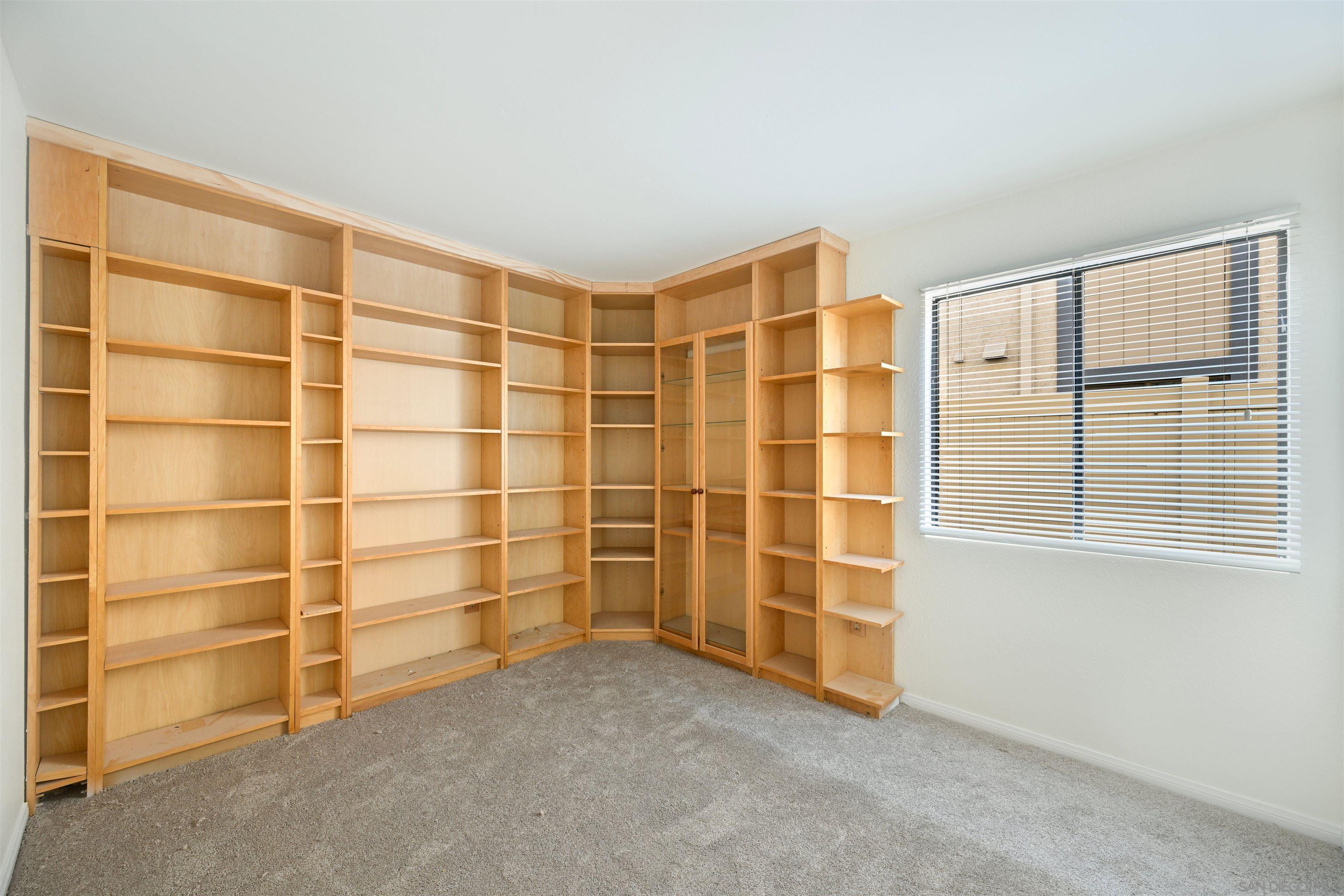 Detail Gallery Image 11 of 20 For 12650  Lakeshore Dr  #113,  Lakeside,  CA 92040 - 2 Beds | 2 Baths