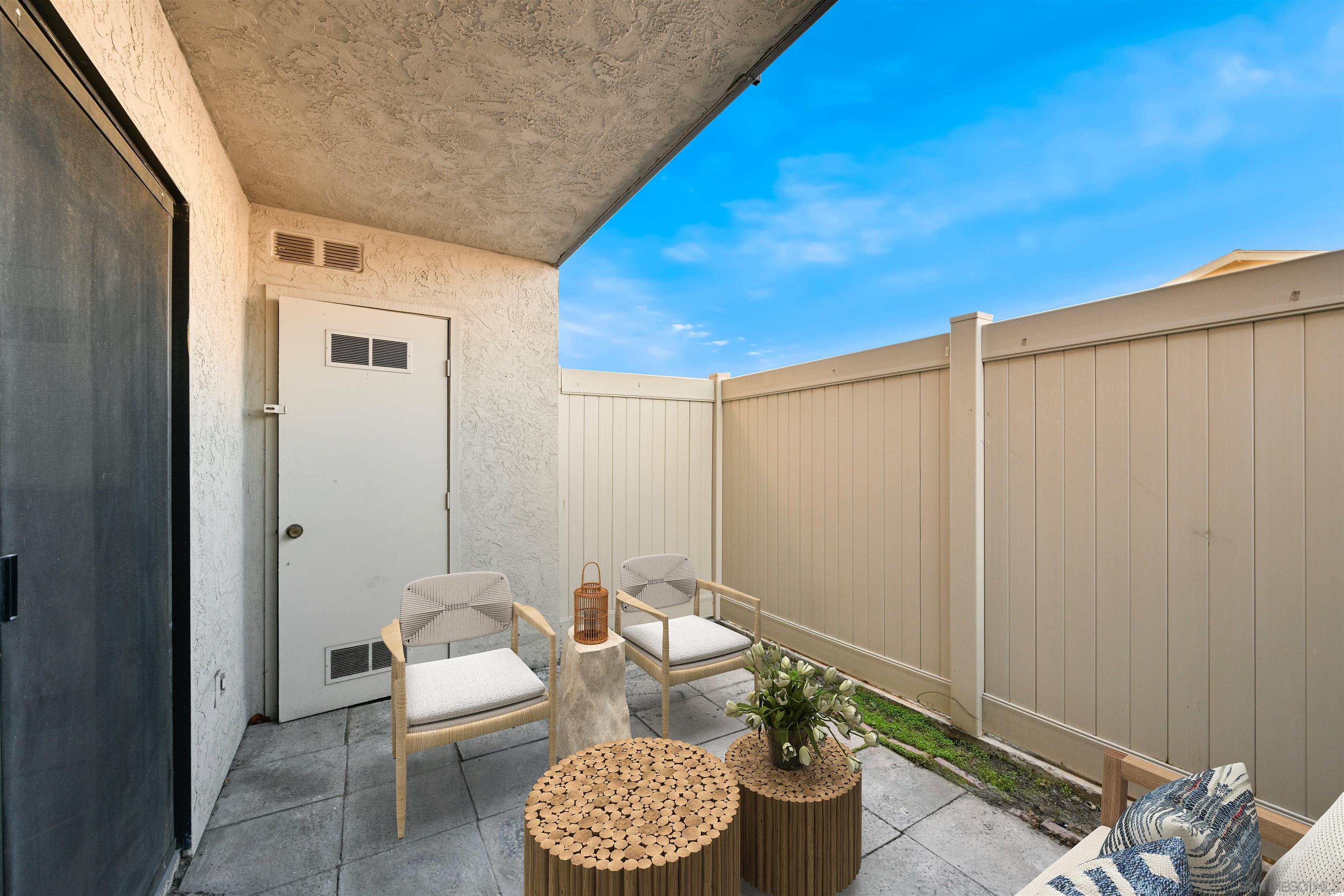 Detail Gallery Image 11 of 14 For 12650  Lakeshore Dr  #113,  Lakeside,  CA 92040 - 2 Beds | 2 Baths