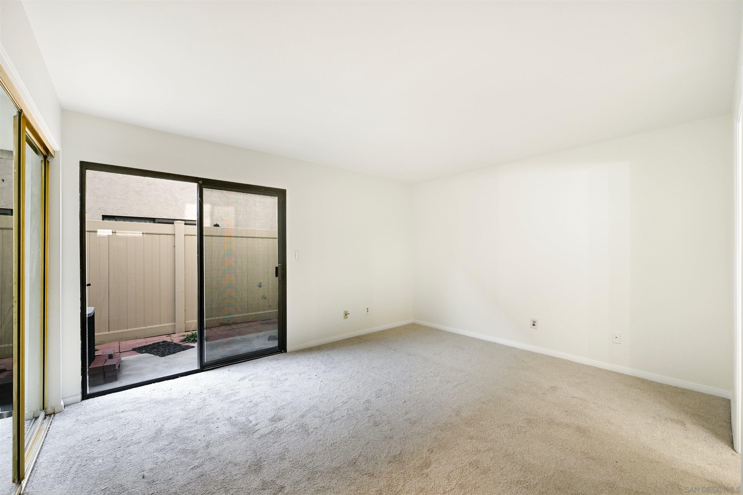 Detail Gallery Image 8 of 20 For 12650  Lakeshore Dr  #113,  Lakeside,  CA 92040 - 2 Beds | 2 Baths