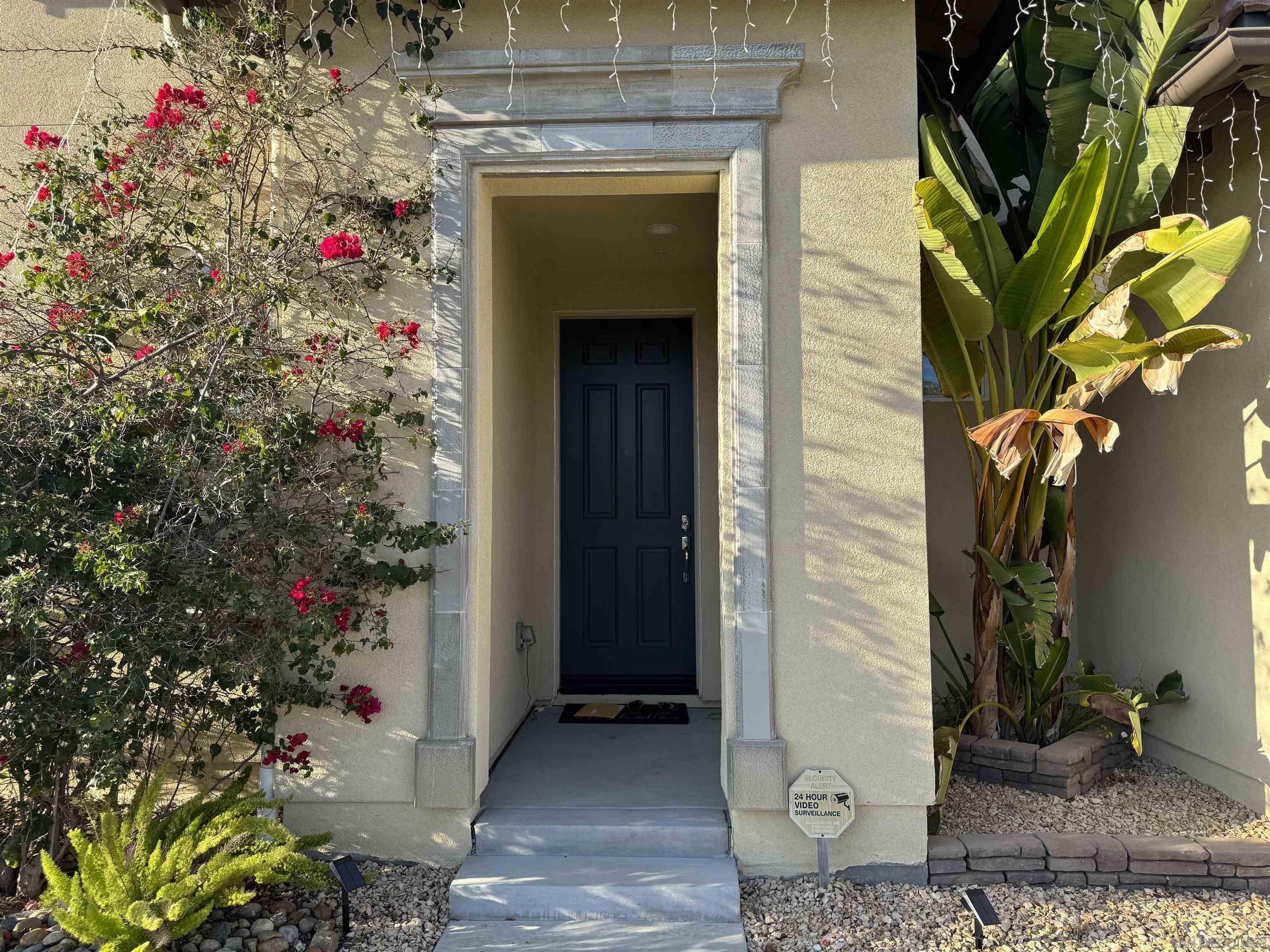 Detail Gallery Image 3 of 8 For 1337  Baumgartner Way, Escondido,  CA 92026 - 4 Beds | 4 Baths