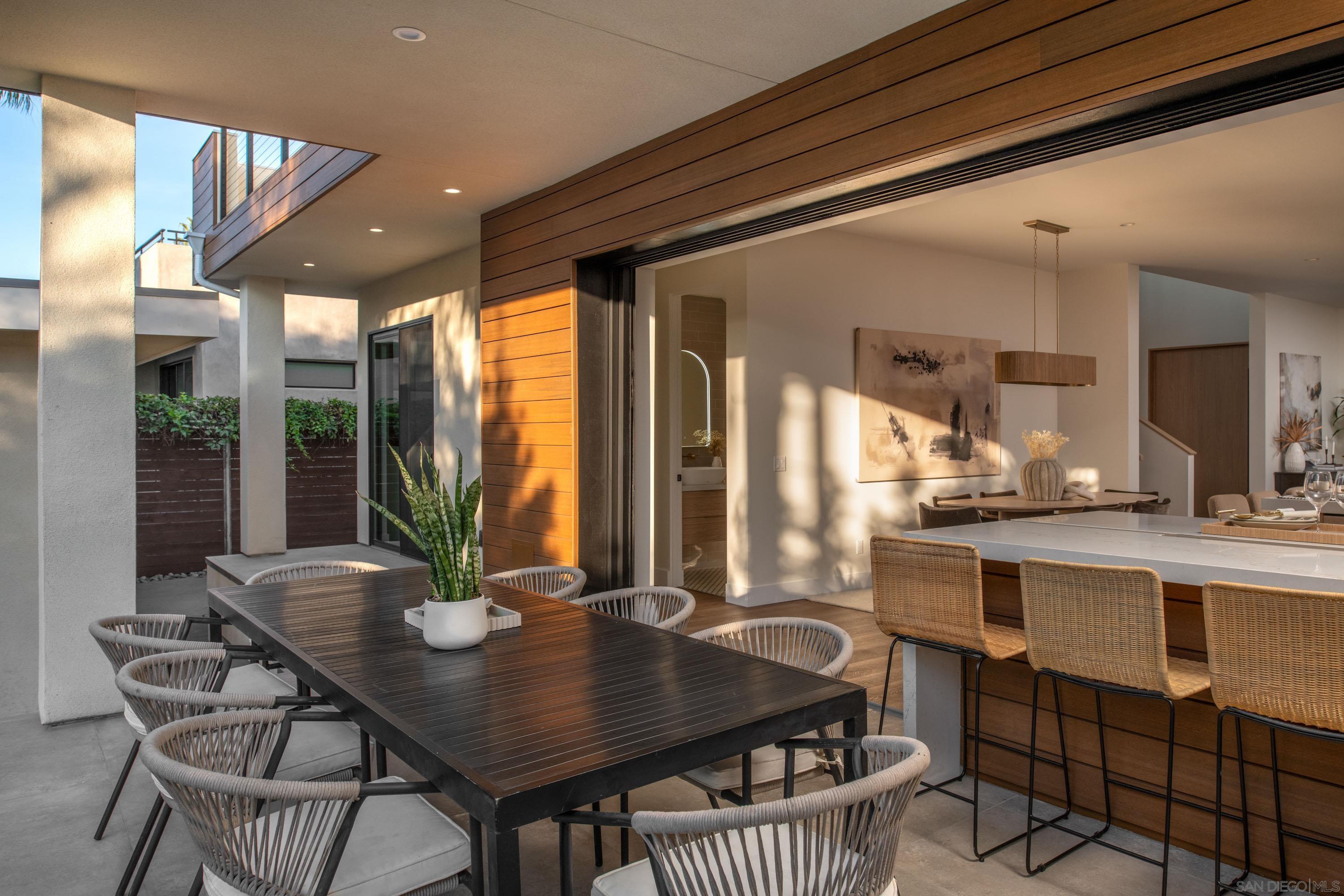 Detail Gallery Image 18 of 68 For 3616  Buena Vista St, San Diego,  CA 92109 - 5 Beds | 4/1 Baths