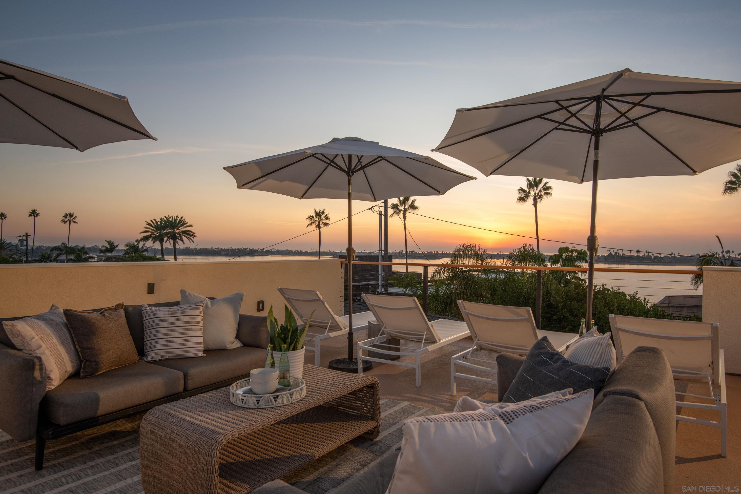 Detail Gallery Image 51 of 68 For 3616  Buena Vista St, San Diego,  CA 92109 - 5 Beds | 4/1 Baths