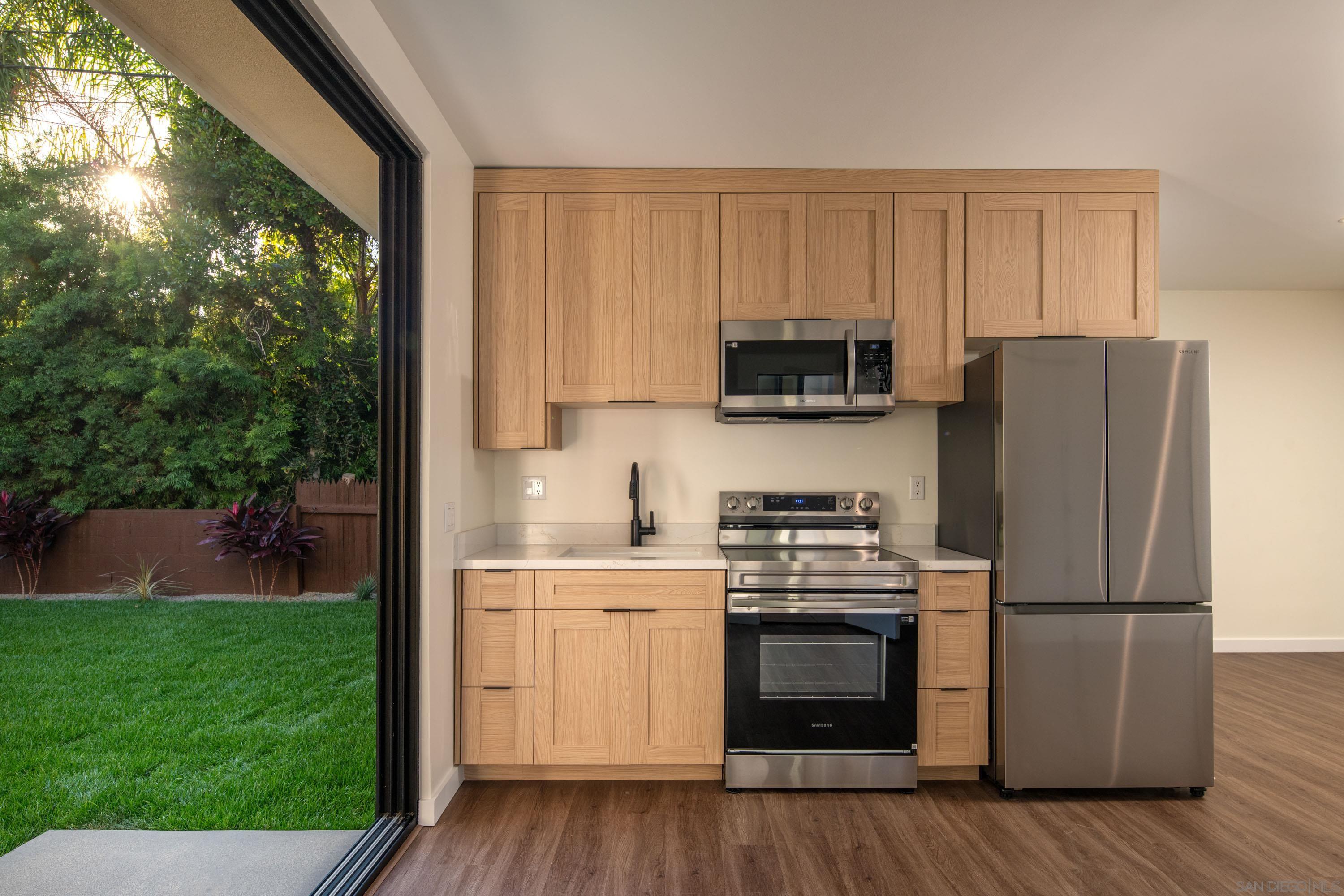 Detail Gallery Image 53 of 68 For 3616  Buena Vista St, San Diego,  CA 92109 - 5 Beds | 4/1 Baths