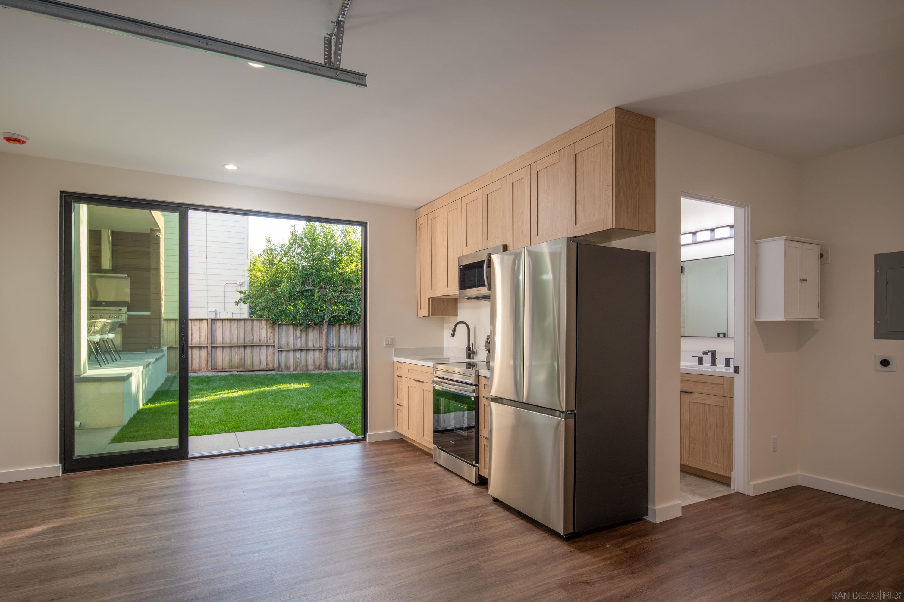 Detail Gallery Image 54 of 68 For 3616  Buena Vista St, San Diego,  CA 92109 - 5 Beds | 4/1 Baths