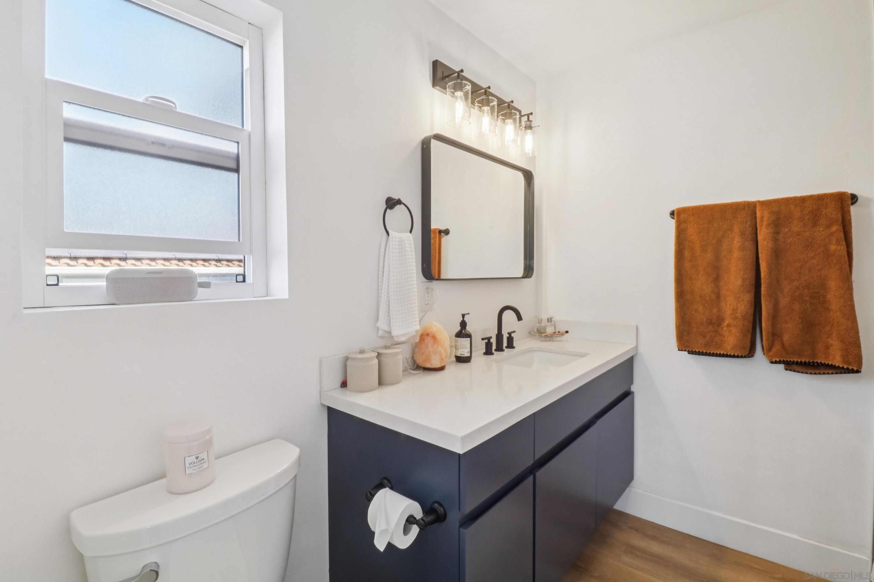 Detail Gallery Image 24 of 52 For 2422  Primrose Avenue, Vista,  CA 92083 - 3 Beds | 3/1 Baths