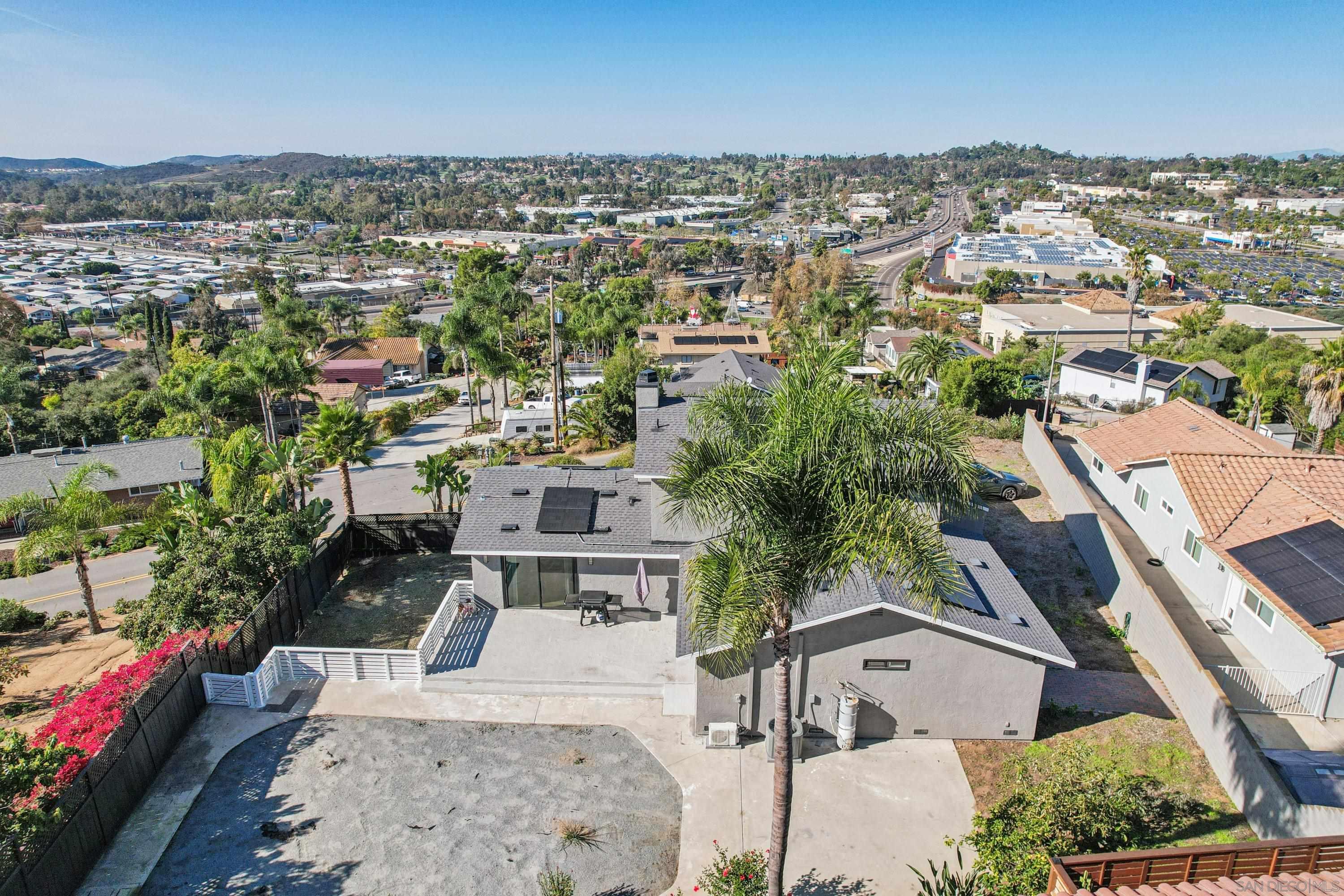 Detail Gallery Image 39 of 52 For 2422  Primrose Avenue, Vista,  CA 92083 - 3 Beds | 3/1 Baths