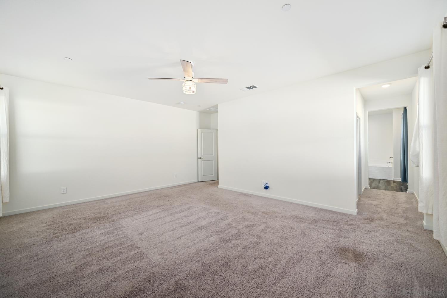 Detail Gallery Image 14 of 35 For 13410  Pasture Ct, Valley Center,  CA 92082 - 4 Beds | 2/1 Baths