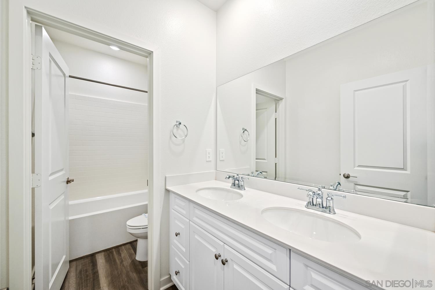 Detail Gallery Image 15 of 33 For 13410  Pasture Ct, Valley Center,  CA 92082 - 4 Beds | 2/1 Baths