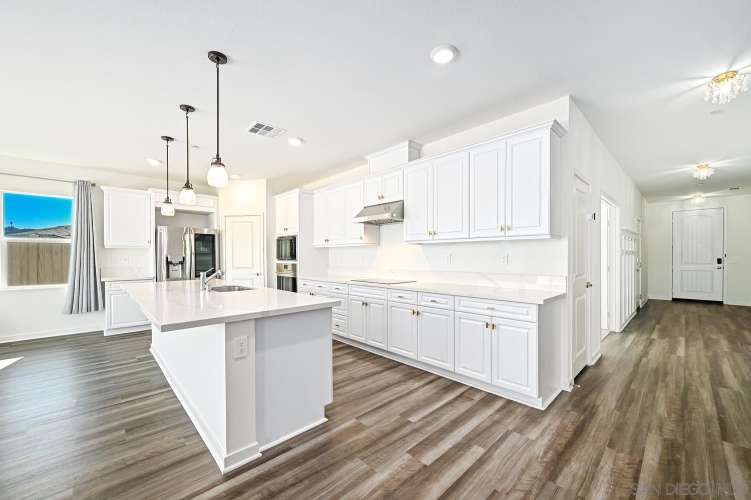 Detail Gallery Image 4 of 33 For 13410  Pasture Ct, Valley Center,  CA 92082 - 4 Beds | 2/1 Baths