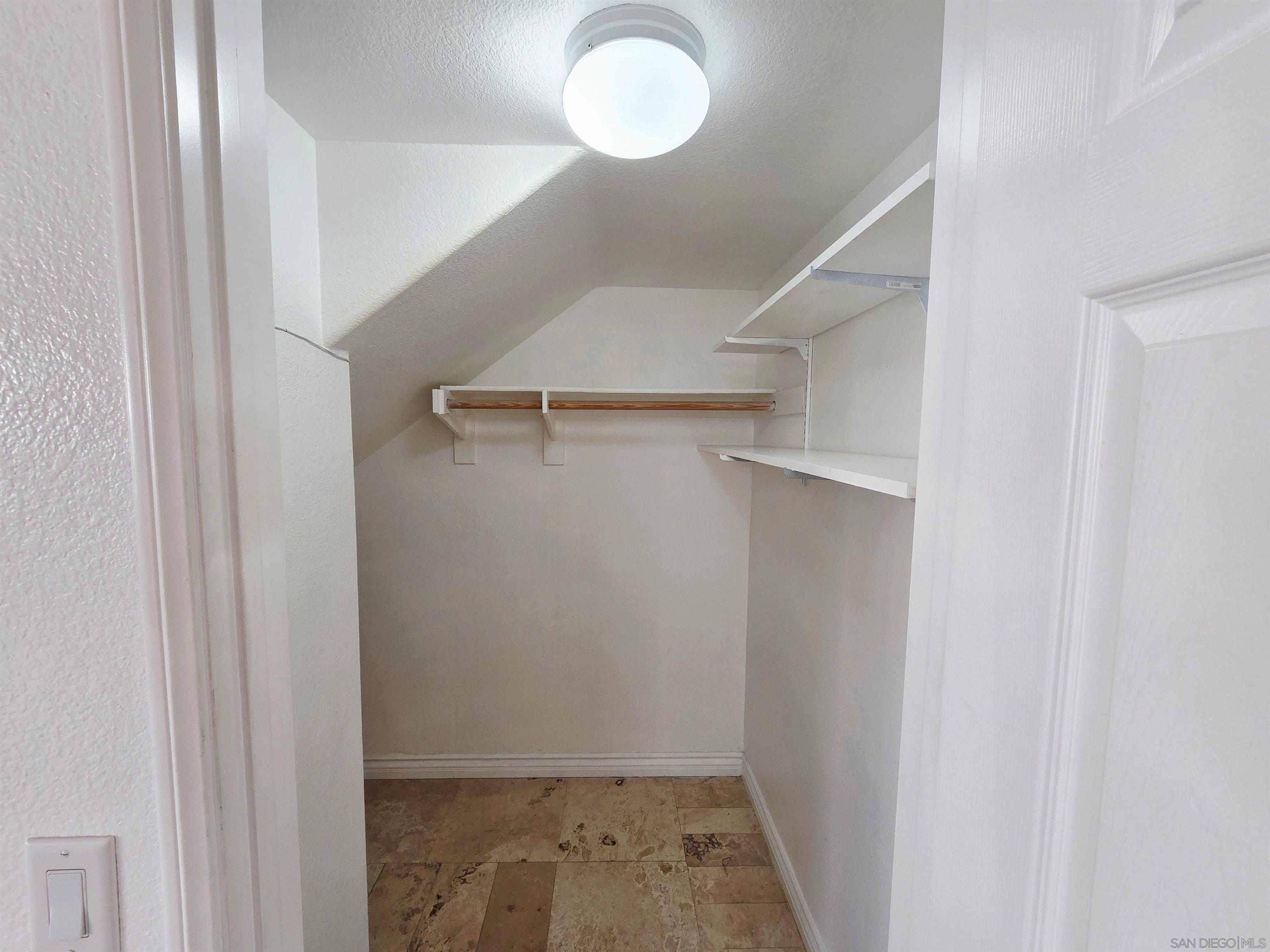 Detail Gallery Image 11 of 42 For 1841  Toulouse Dr, Chula Vista,  CA 91913 - 3 Beds | 2/1 Baths