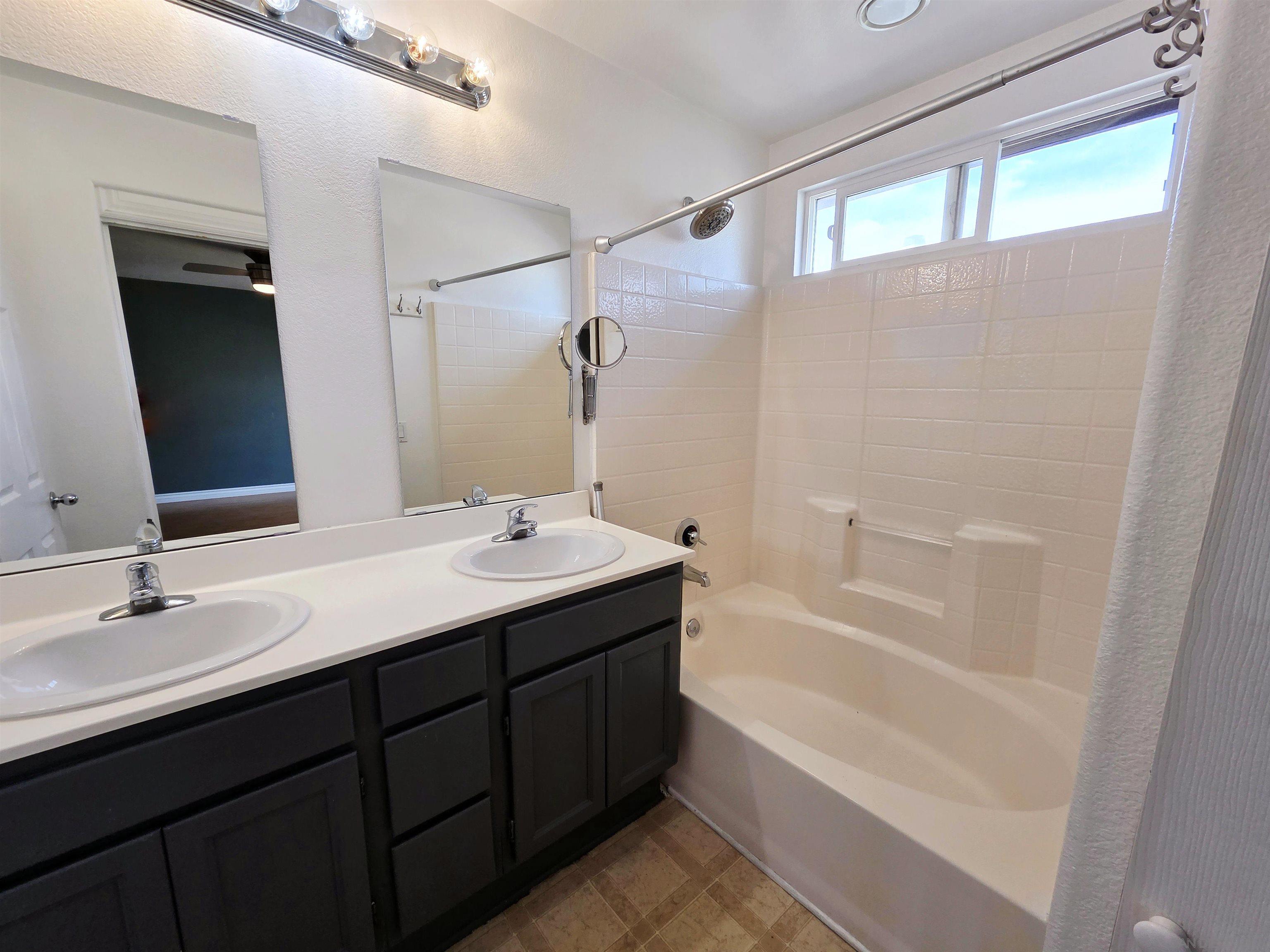 Detail Gallery Image 19 of 42 For 1841  Toulouse Dr, Chula Vista,  CA 91913 - 3 Beds | 2/1 Baths