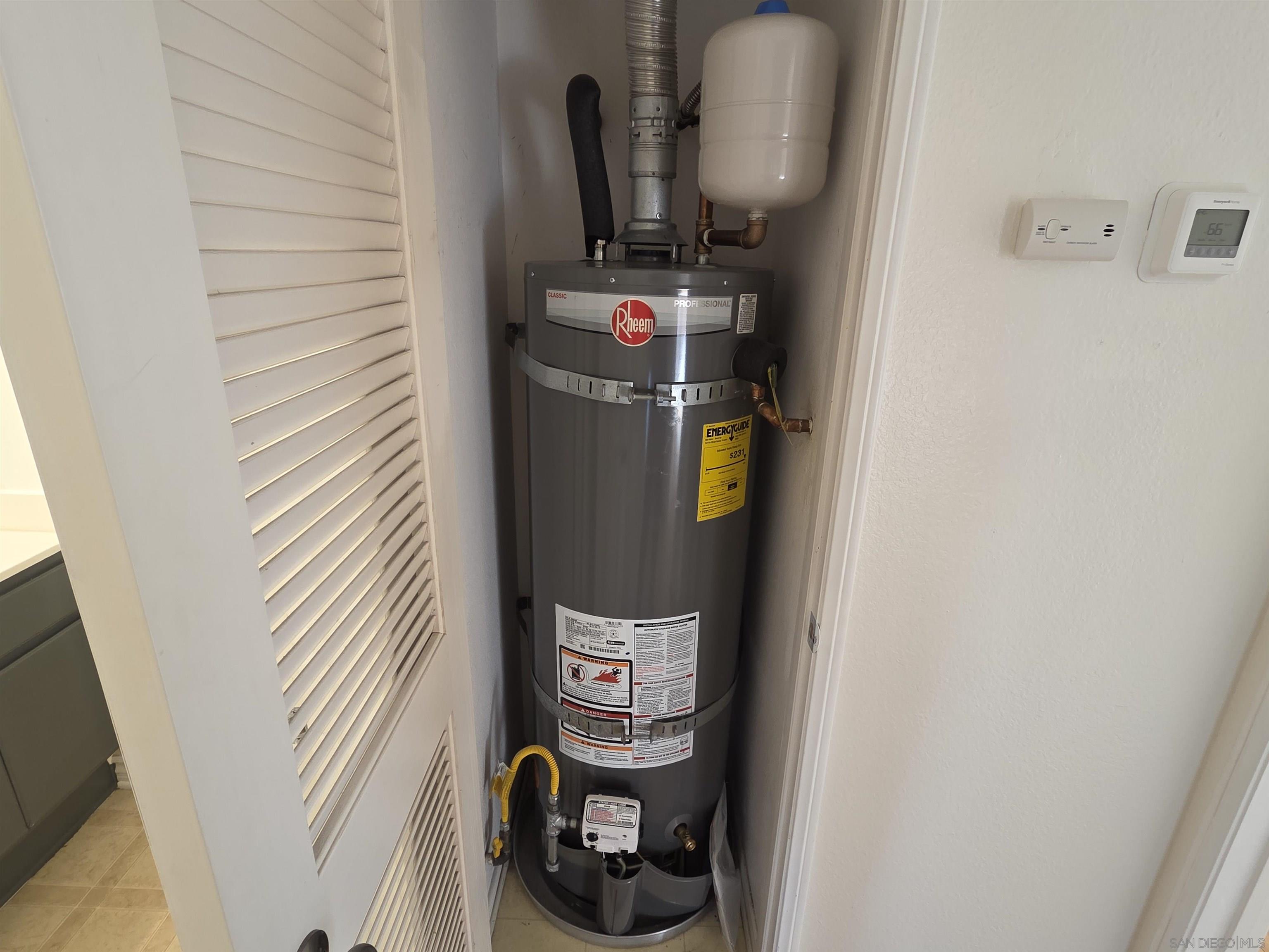 Detail Gallery Image 25 of 42 For 1841  Toulouse Dr, Chula Vista,  CA 91913 - 3 Beds | 2/1 Baths