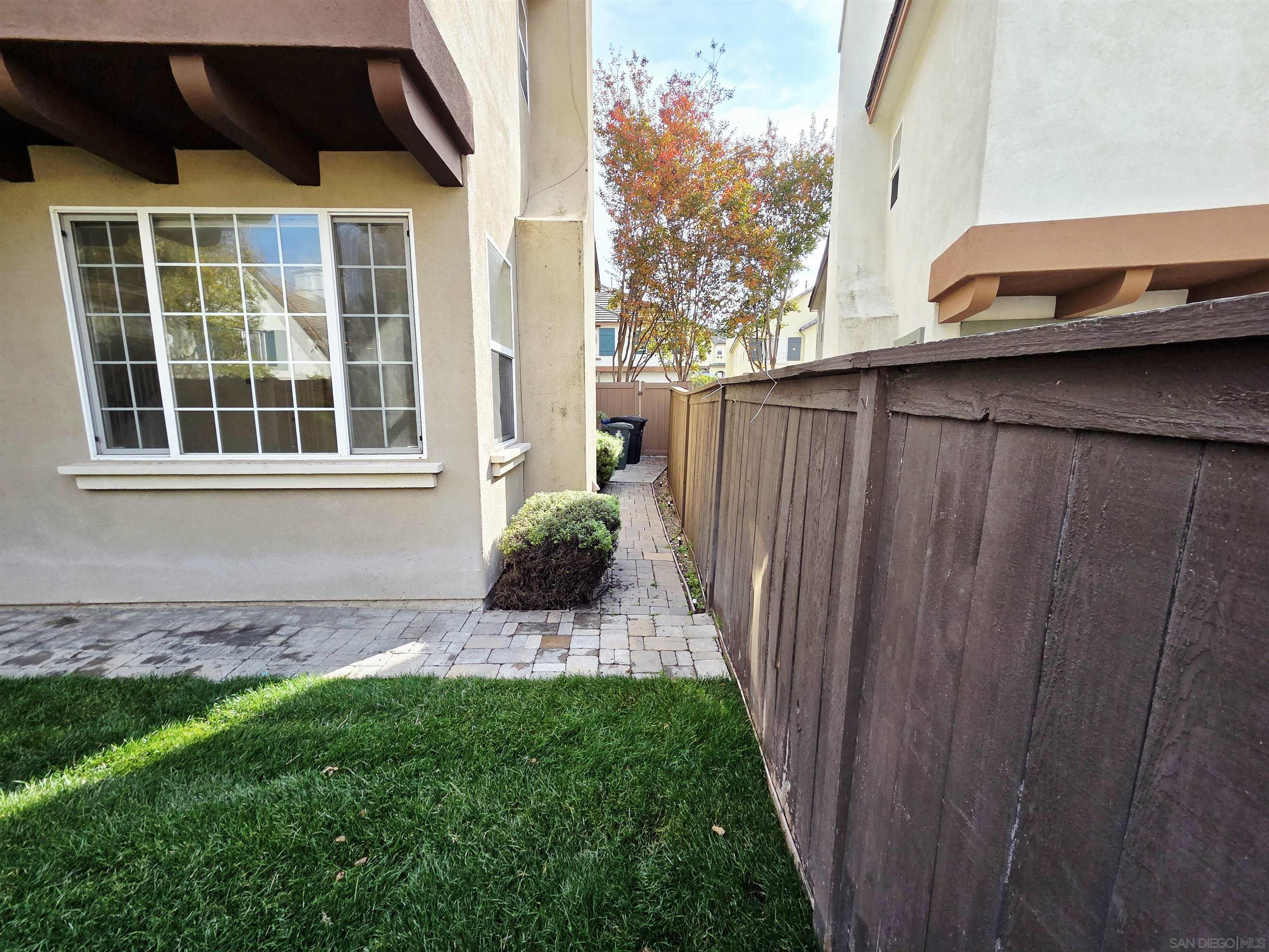 Detail Gallery Image 32 of 42 For 1841  Toulouse Dr, Chula Vista,  CA 91913 - 3 Beds | 2/1 Baths