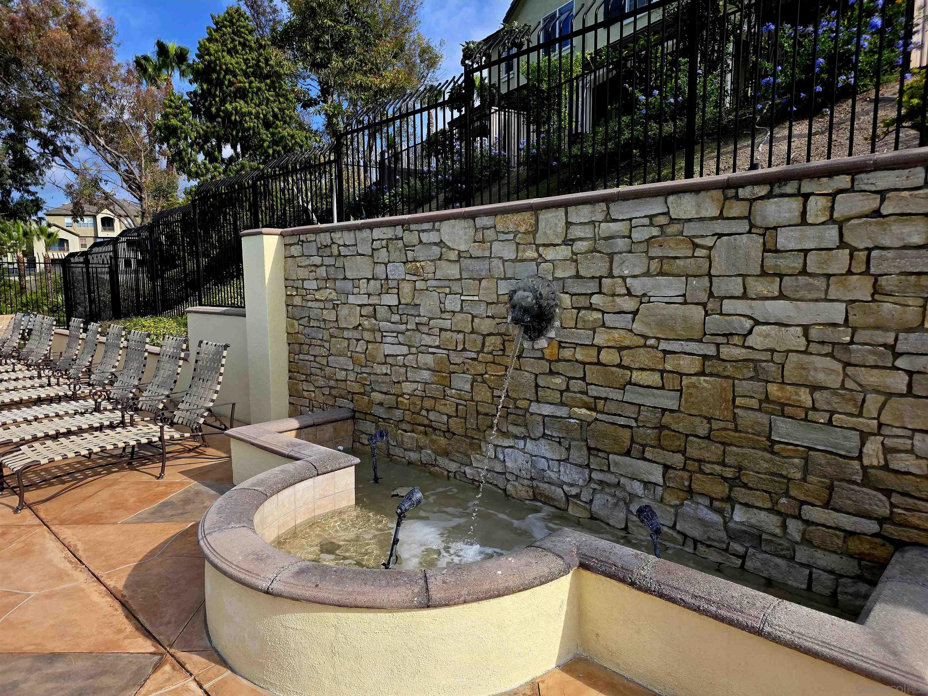 Detail Gallery Image 40 of 42 For 1841  Toulouse Dr, Chula Vista,  CA 91913 - 3 Beds | 2/1 Baths