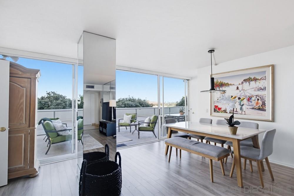 Detail Gallery Image 13 of 57 For 1820  Avenida Del Mundo  #108,  Coronado,  CA 92118 - 3 Beds | 3 Baths