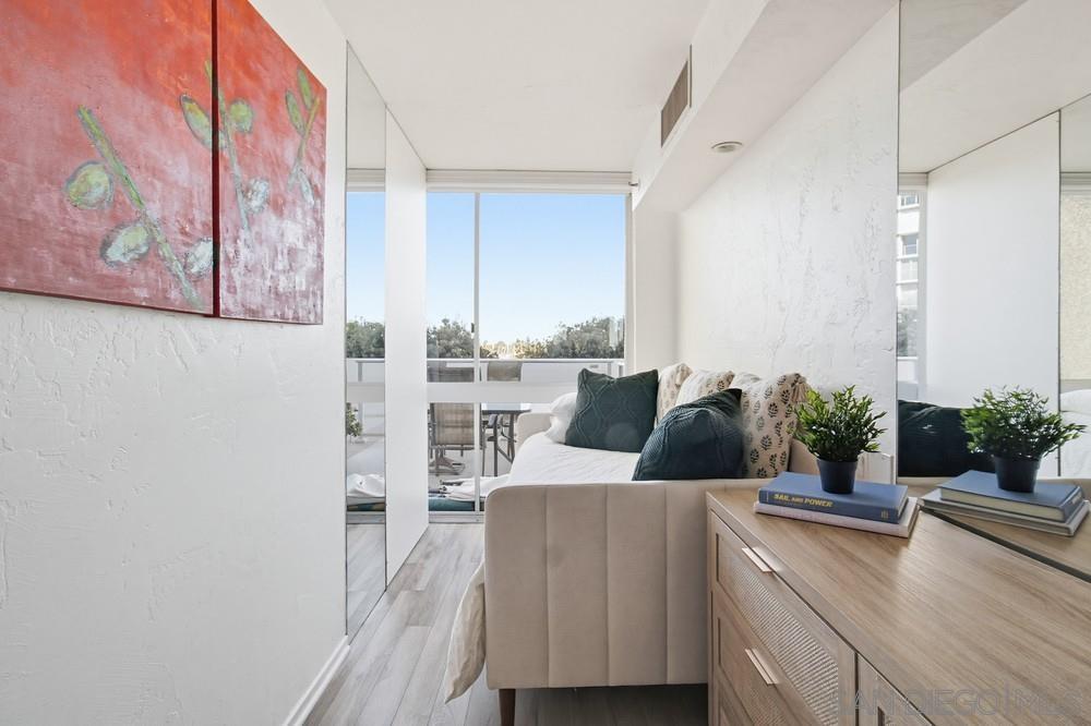 Detail Gallery Image 30 of 57 For 1820  Avenida Del Mundo  #108,  Coronado,  CA 92118 - 3 Beds | 3 Baths