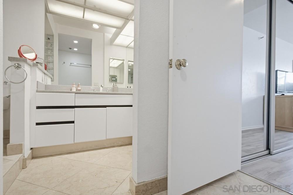 Detail Gallery Image 38 of 57 For 1820  Avenida Del Mundo  #108,  Coronado,  CA 92118 - 3 Beds | 3 Baths