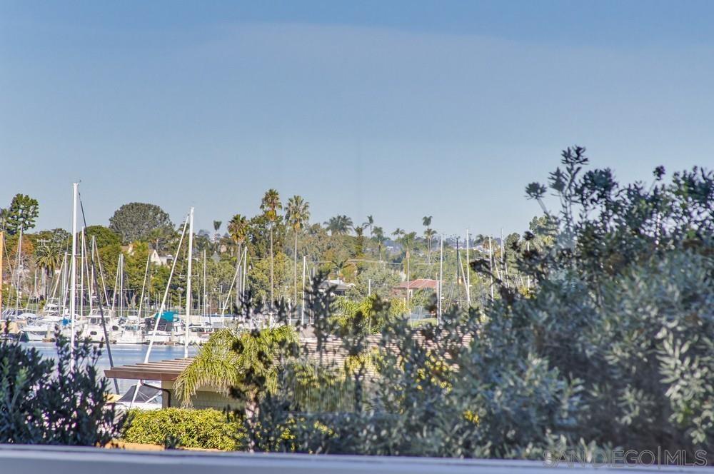 Detail Gallery Image 46 of 57 For 1820  Avenida Del Mundo  #108,  Coronado,  CA 92118 - 3 Beds | 3 Baths