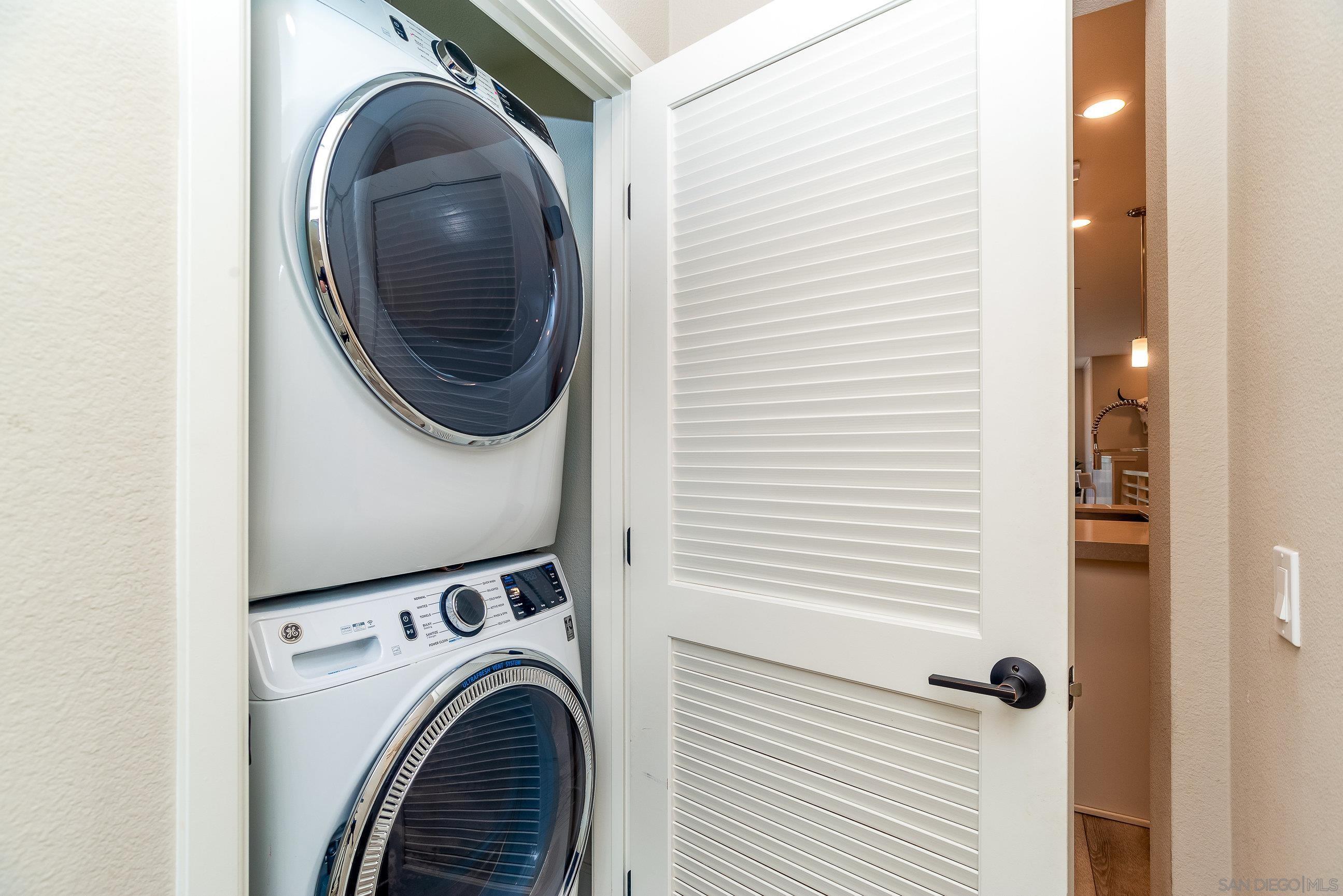 Detail Gallery Image 38 of 55 For 807  Santa Barbara Pl, San Diego,  CA 92109 - 3 Beds | 2/1 Baths