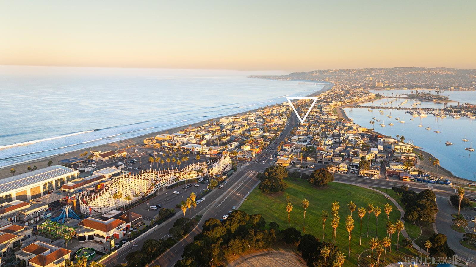 Detail Gallery Image 51 of 55 For 807  Santa Barbara Pl, San Diego,  CA 92109 - 3 Beds | 2/1 Baths