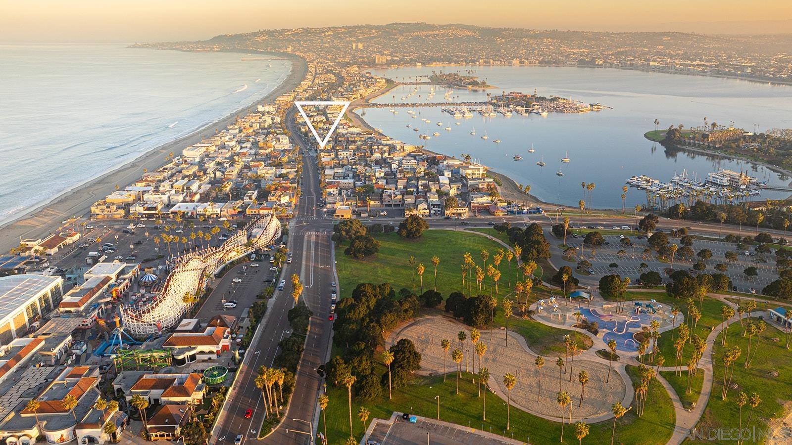 Detail Gallery Image 52 of 55 For 807  Santa Barbara Pl, San Diego,  CA 92109 - 3 Beds | 2/1 Baths