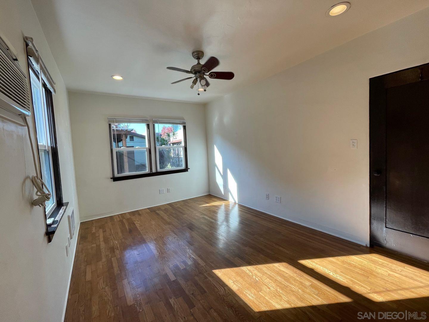 Detail Gallery Image 8 of 12 For 4643  Park Blvd, San Diego,  CA 92116 - 1 Beds | 1 Baths