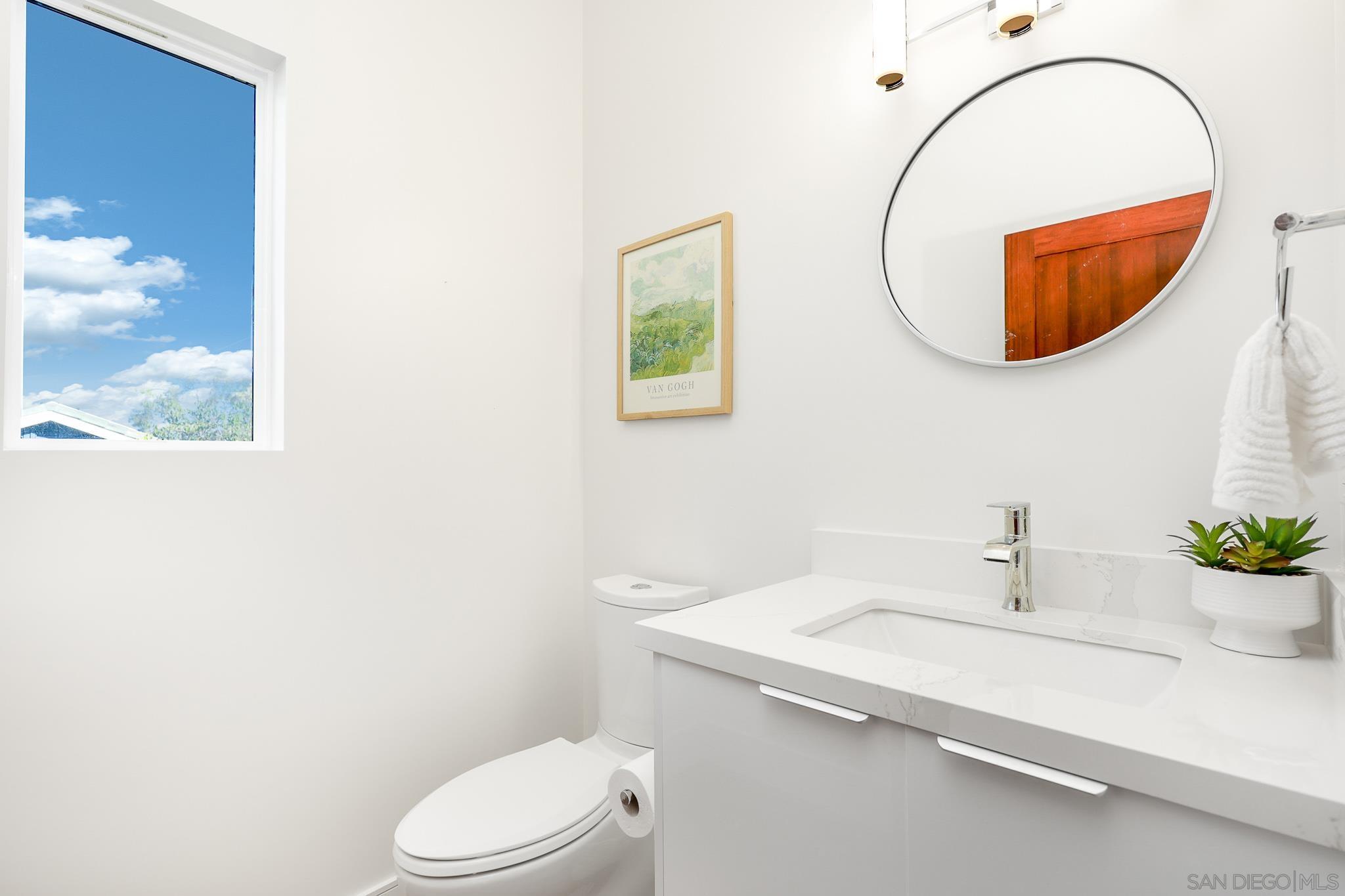 Detail Gallery Image 15 of 54 For 7901  Avenida Kirjah, La Jolla,  CA 92037 - 6 Beds | 6/1 Baths