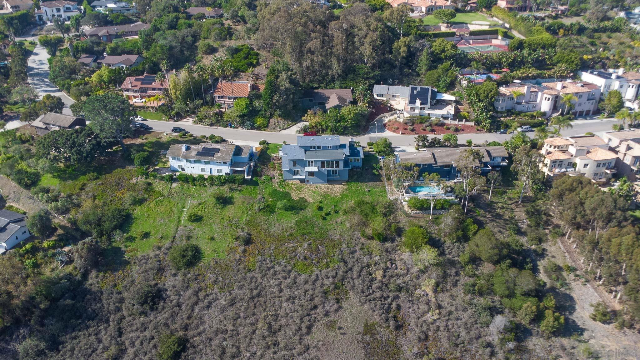 Detail Gallery Image 50 of 54 For 7901  Avenida Kirjah, La Jolla,  CA 92037 - 6 Beds | 6/1 Baths