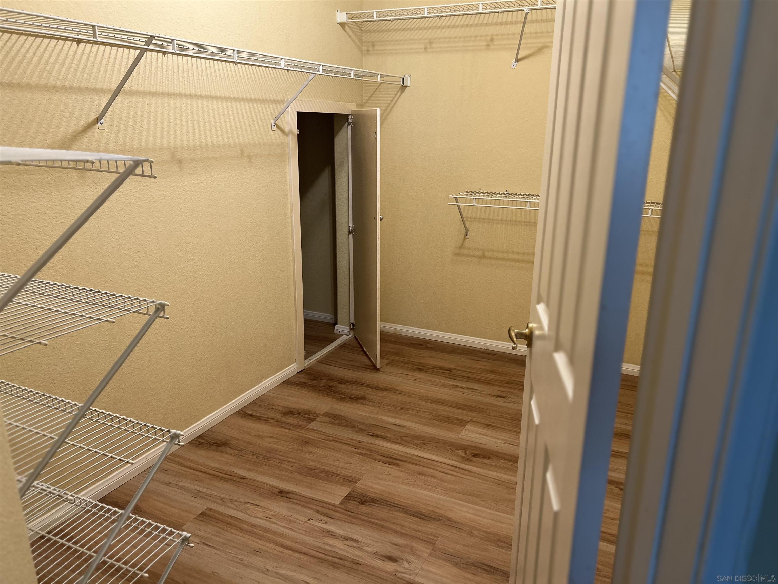 Detail Gallery Image 6 of 17 For 2834  Torrey Punes Rd, La Jolla,  CA 92037 - 3 Beds | 3 Baths