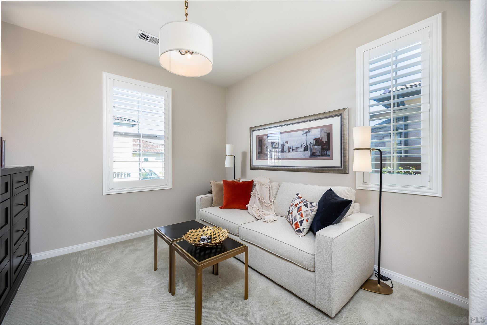 Detail Gallery Image 16 of 45 For 8112  Auberge Cir, San Diego,  CA 92127 - 3 Beds | 3 Baths