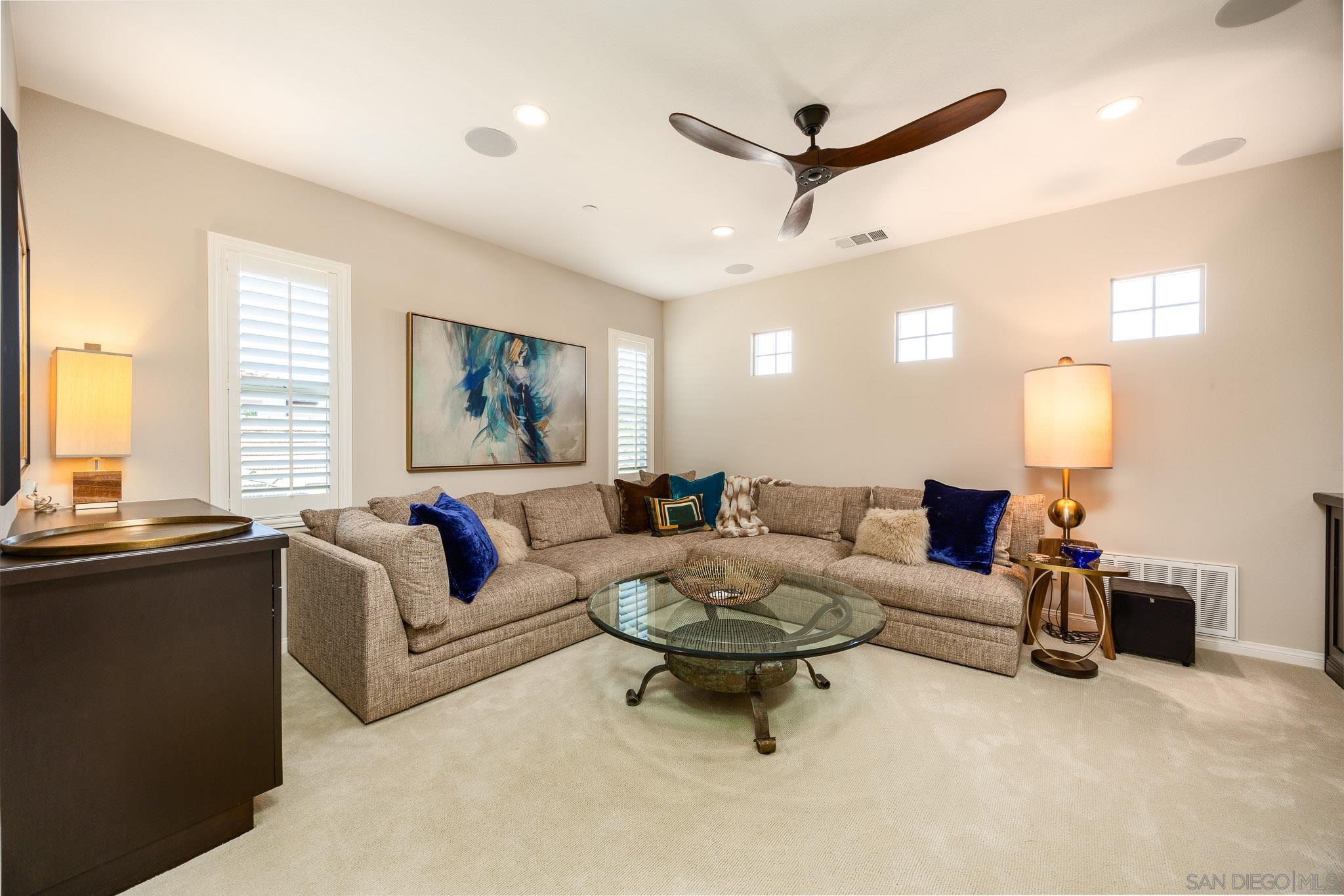 Detail Gallery Image 19 of 45 For 8112  Auberge Cir, San Diego,  CA 92127 - 3 Beds | 3 Baths