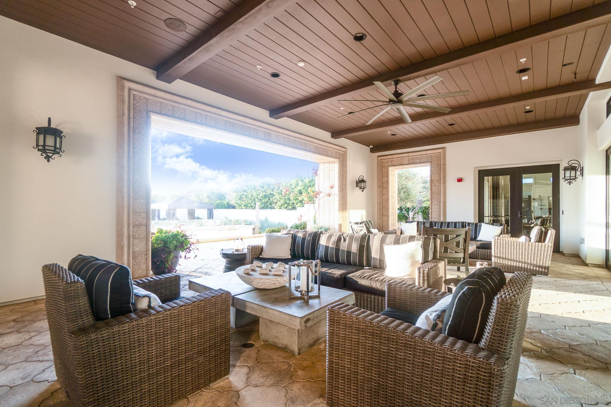 Detail Gallery Image 29 of 45 For 8112  Auberge Cir, San Diego,  CA 92127 - 3 Beds | 3 Baths