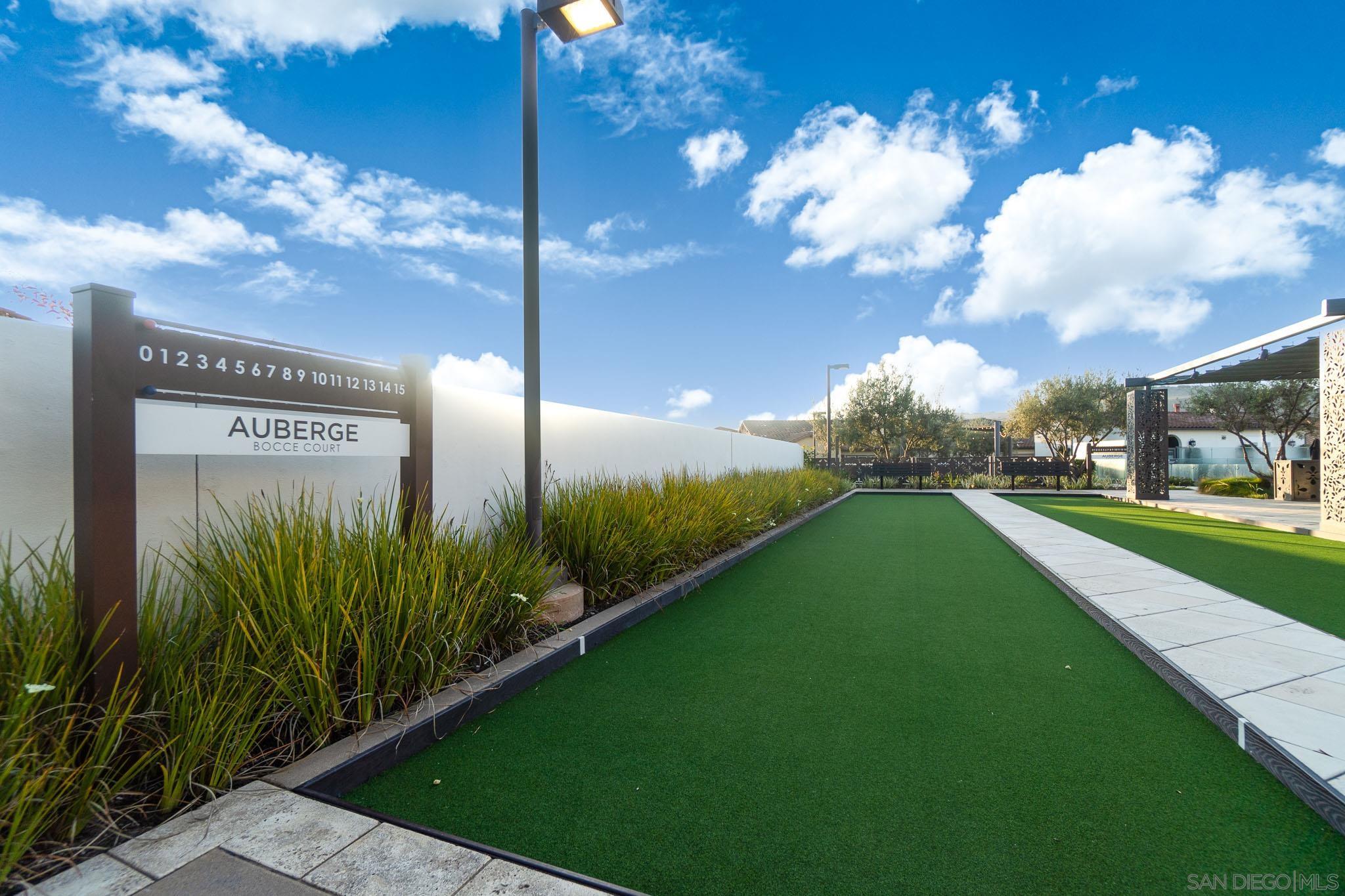 Detail Gallery Image 36 of 45 For 8112  Auberge Cir, San Diego,  CA 92127 - 3 Beds | 3 Baths