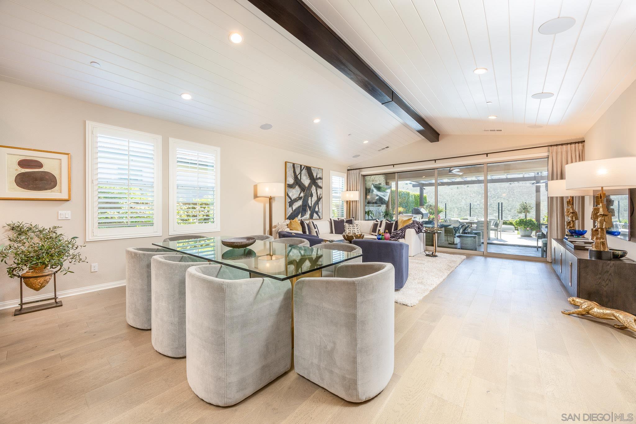 Detail Gallery Image 5 of 45 For 8112  Auberge Cir, San Diego,  CA 92127 - 3 Beds | 3 Baths