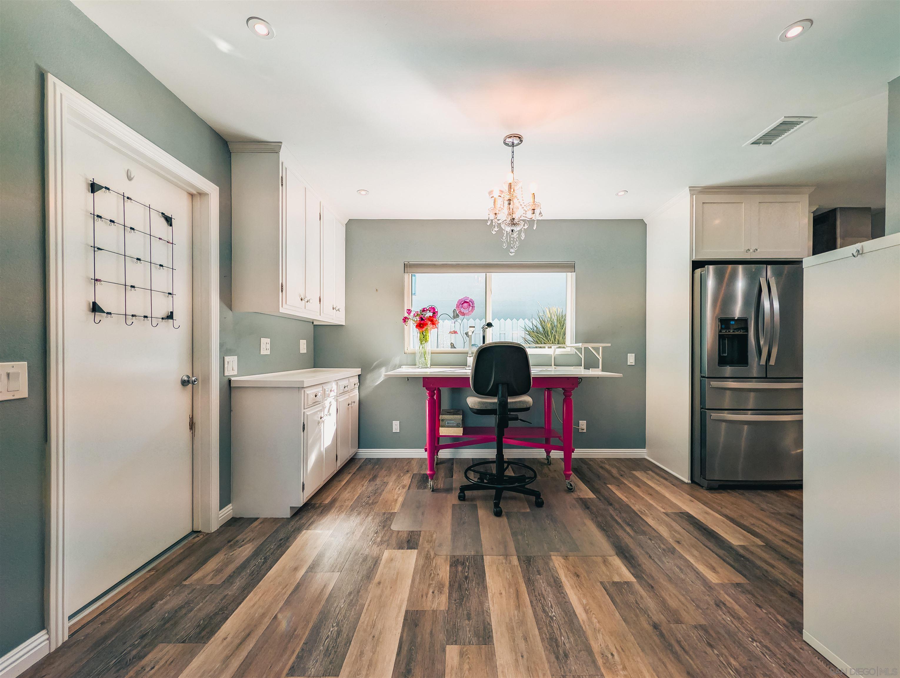 Detail Gallery Image 20 of 57 For 16482  Roca Dr, San Diego,  CA 92128 - 2 Beds | 2 Baths