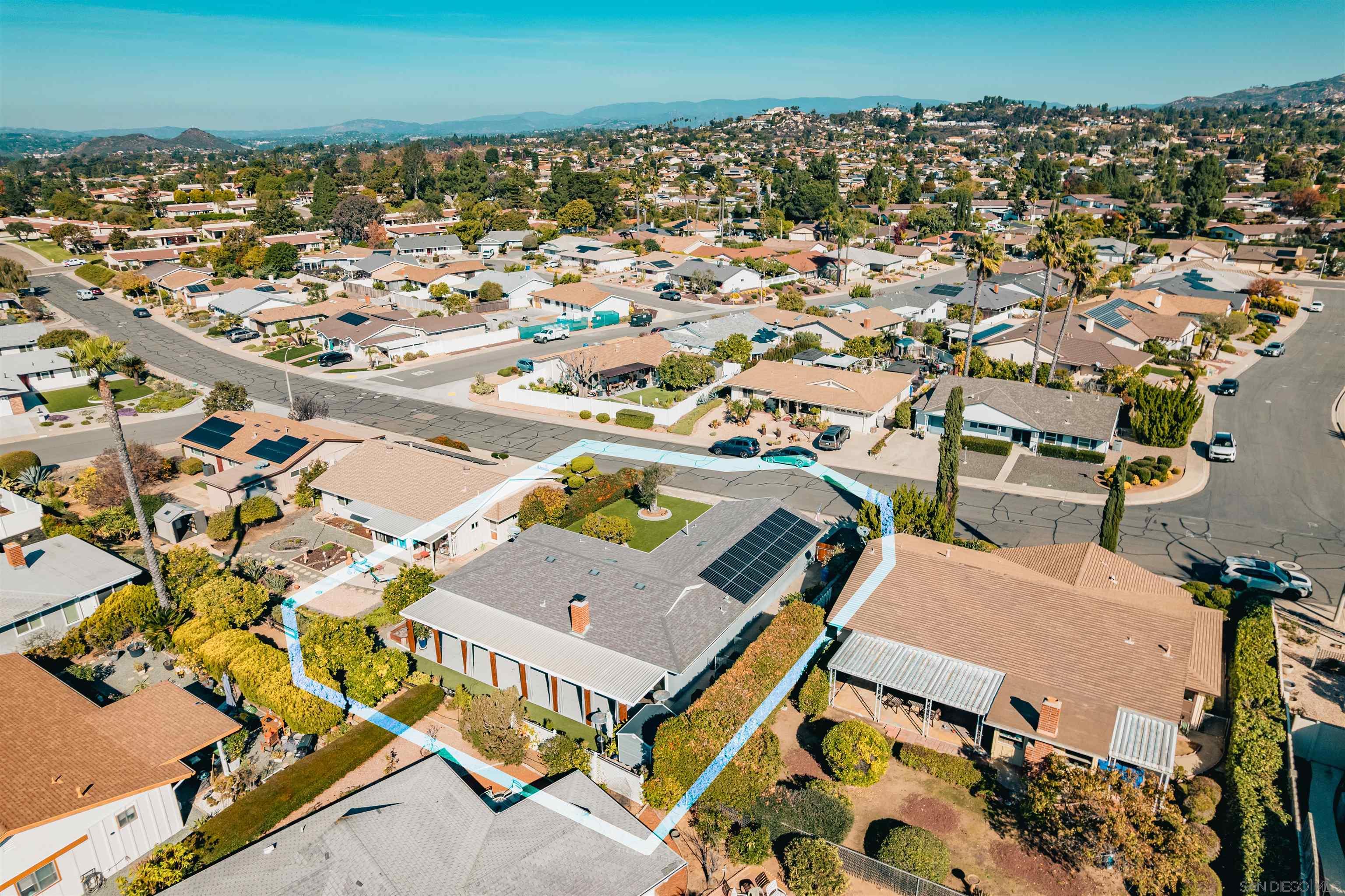 Detail Gallery Image 50 of 57 For 16482  Roca Dr, San Diego,  CA 92128 - 2 Beds | 2 Baths