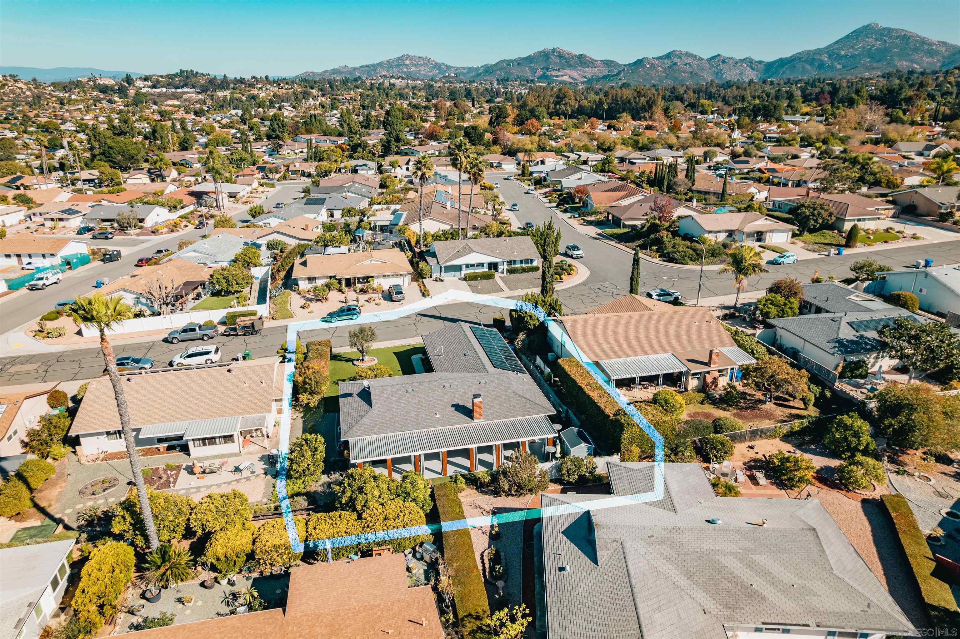 Detail Gallery Image 51 of 57 For 16482  Roca Dr, San Diego,  CA 92128 - 2 Beds | 2 Baths