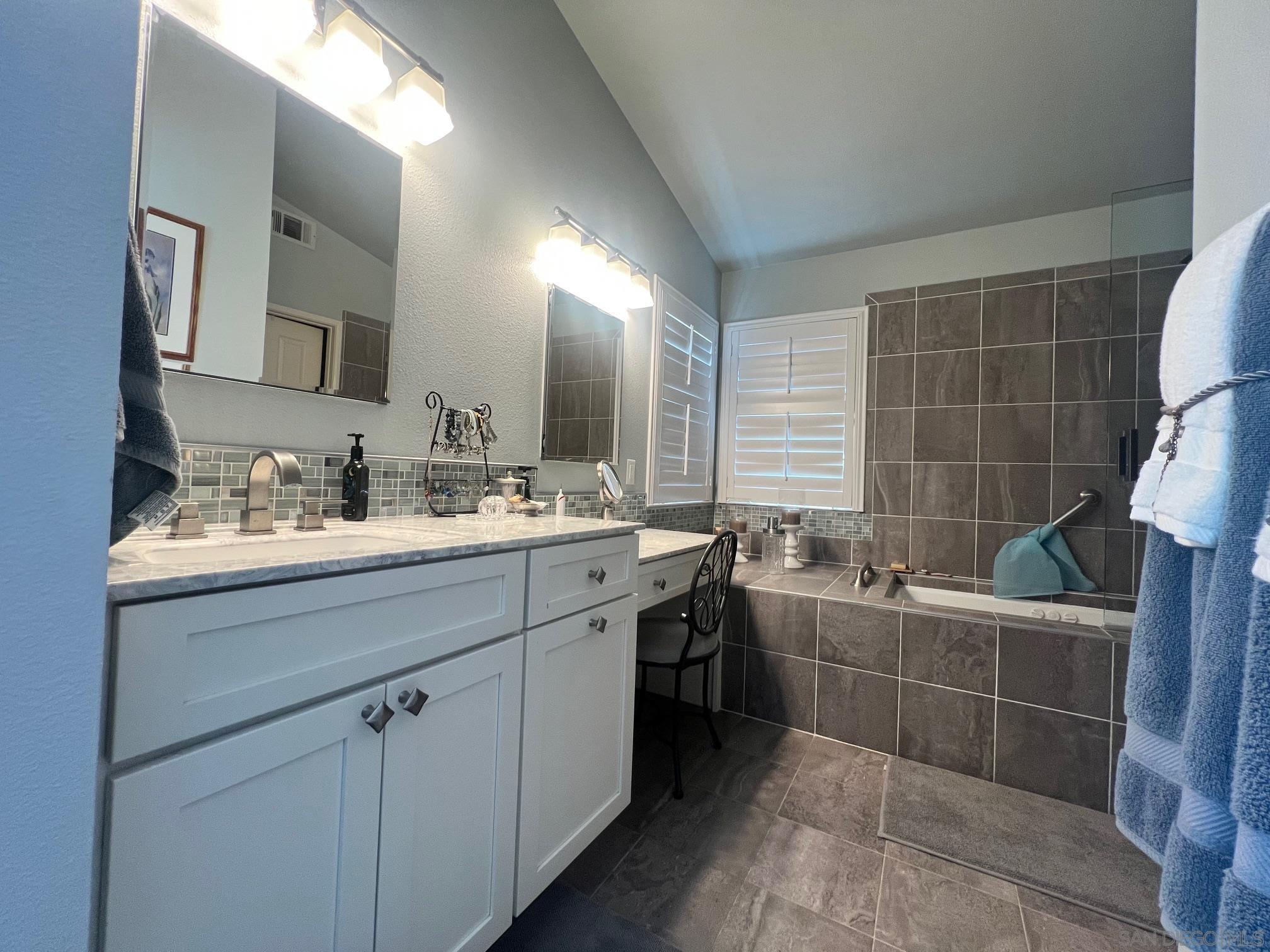 Detail Gallery Image 30 of 41 For 260  Sierra Madre Way, Corona,  CA 92881 - 5 Beds | 3 Baths