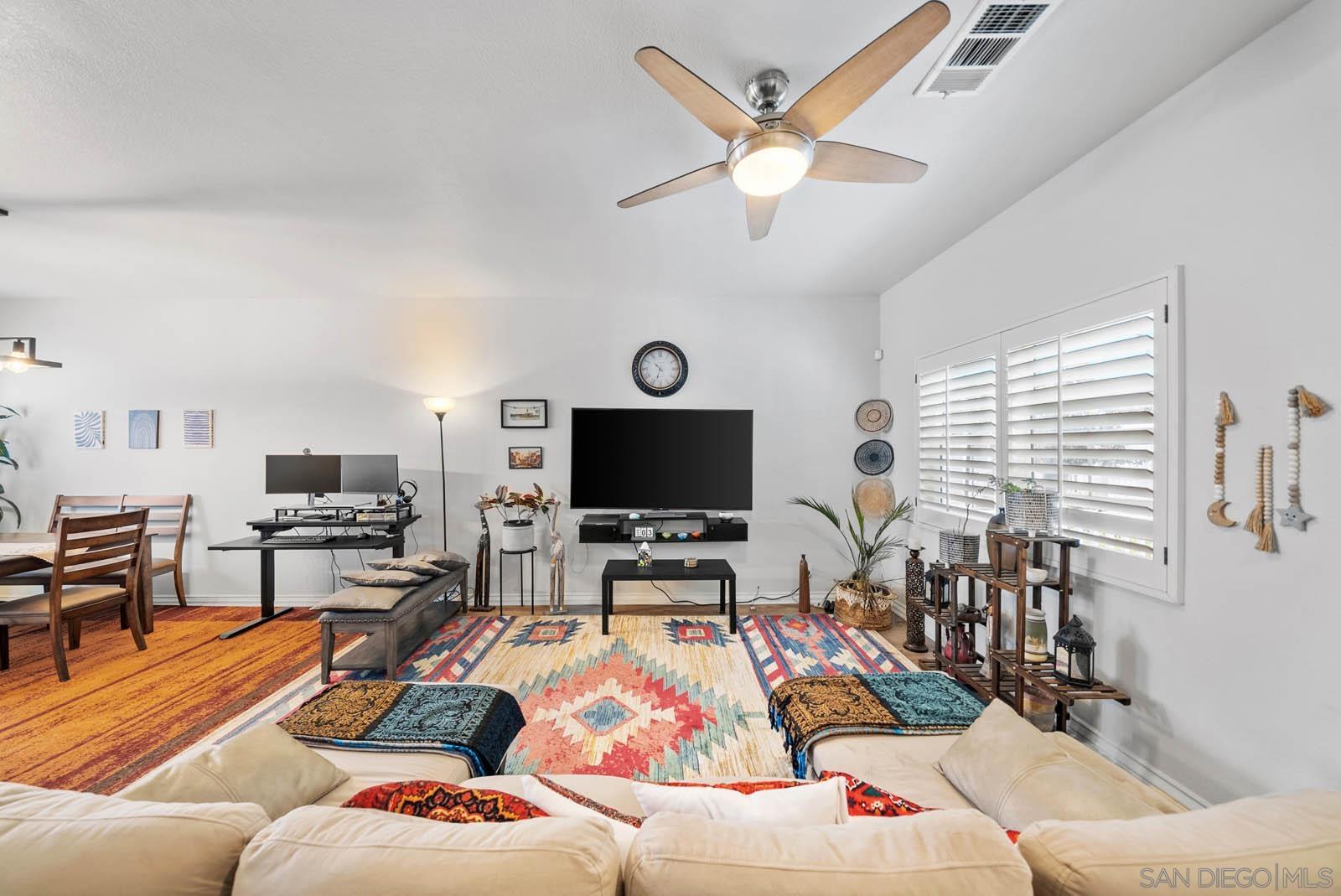 Detail Gallery Image 4 of 42 For 10010  Scripps Vista Way  #73,  San Diego,  CA 92131 - 2 Beds | 2/1 Baths