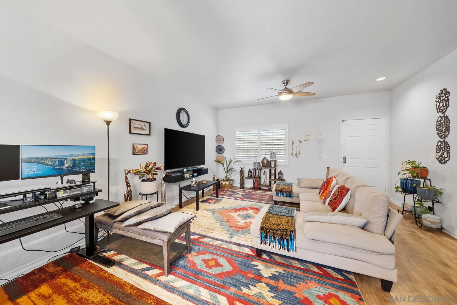 Detail Gallery Image 5 of 42 For 10010  Scripps Vista Way  #73,  San Diego,  CA 92131 - 2 Beds | 2/1 Baths