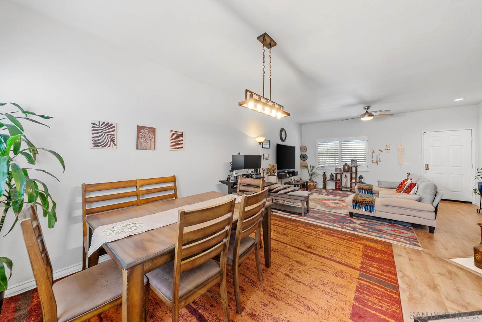 Detail Gallery Image 8 of 42 For 10010  Scripps Vista Way  #73,  San Diego,  CA 92131 - 2 Beds | 2/1 Baths