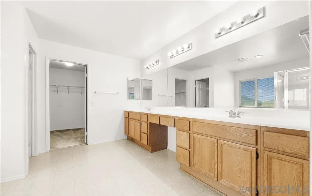 Detail Gallery Image 19 of 20 For 46197  via La Tranquila, Temecula,  CA 92592 - 4 Beds | 2/1 Baths