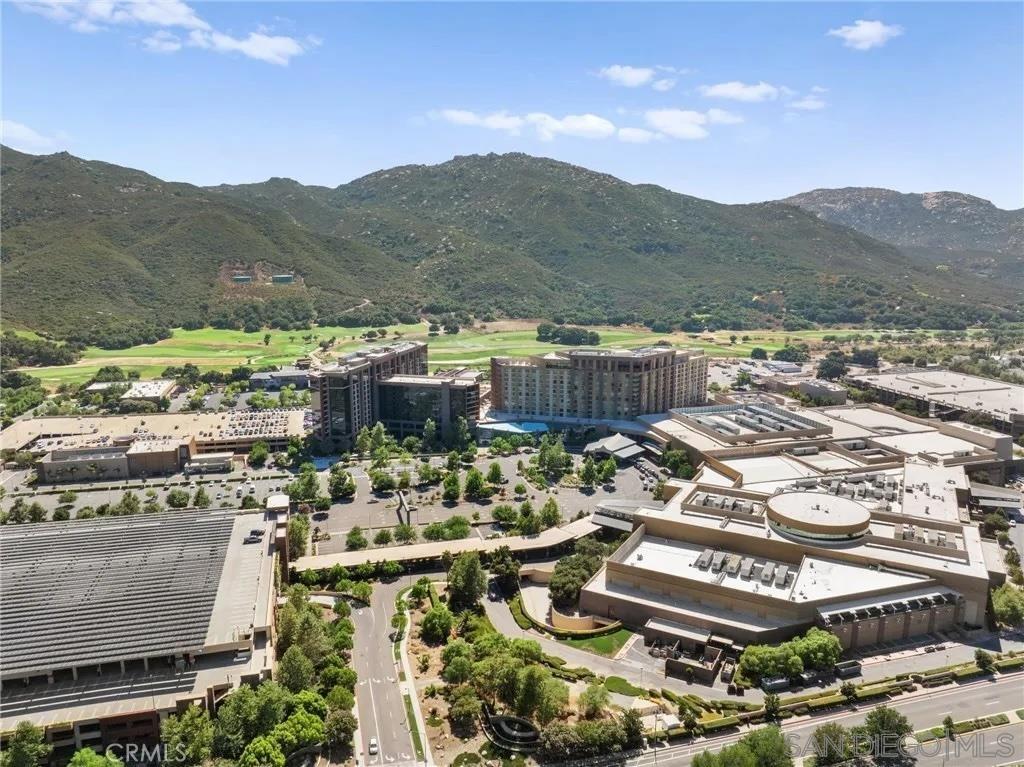 Detail Gallery Image 10 of 58 For 46197  via La Tranquila, Temecula,  CA 92592 - 4 Beds | 2/1 Baths