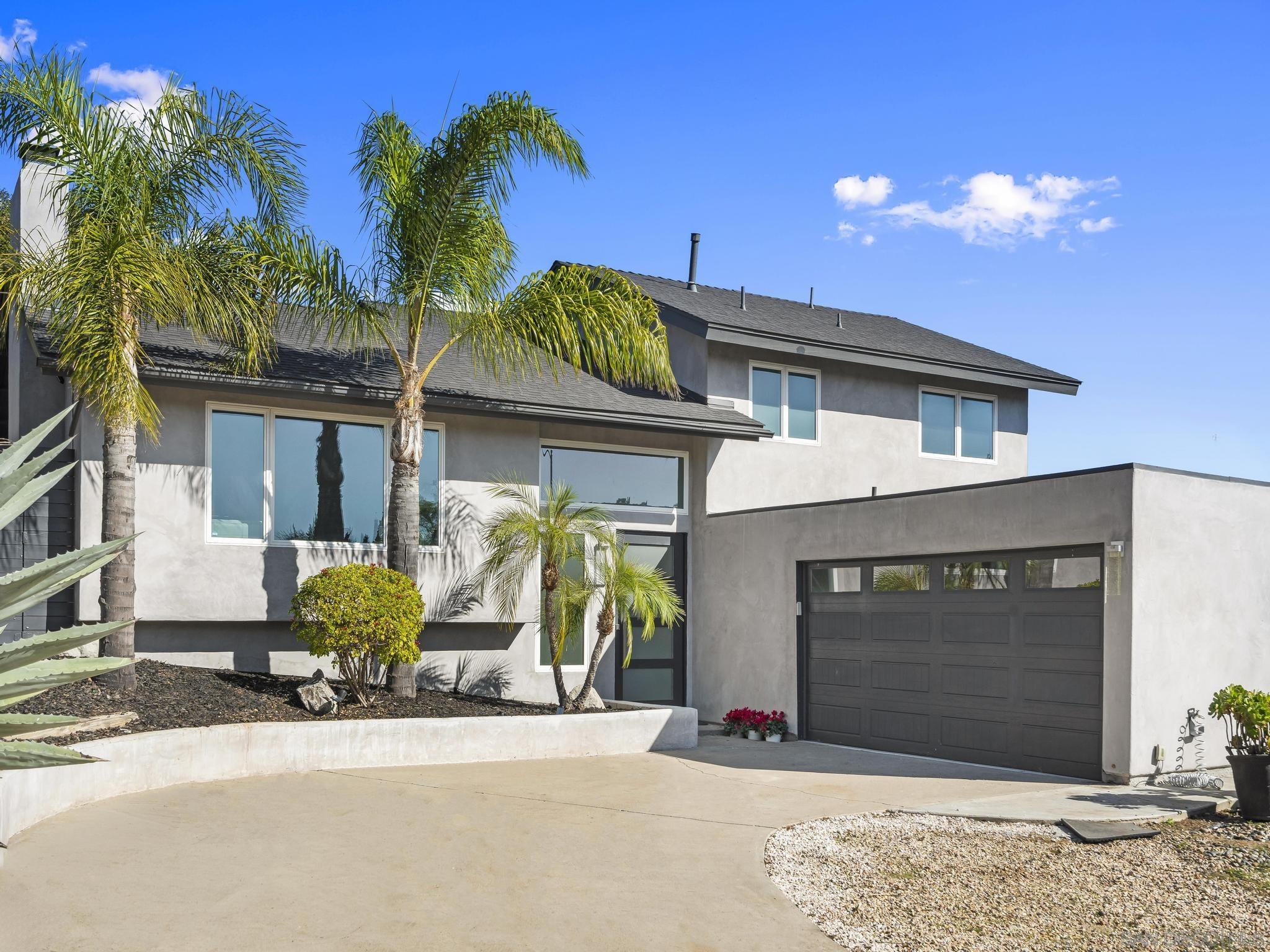 Detail Gallery Image 3 of 57 For 12815  Iola Way, Poway,  CA 92064 - 5 Beds | 3/1 Baths