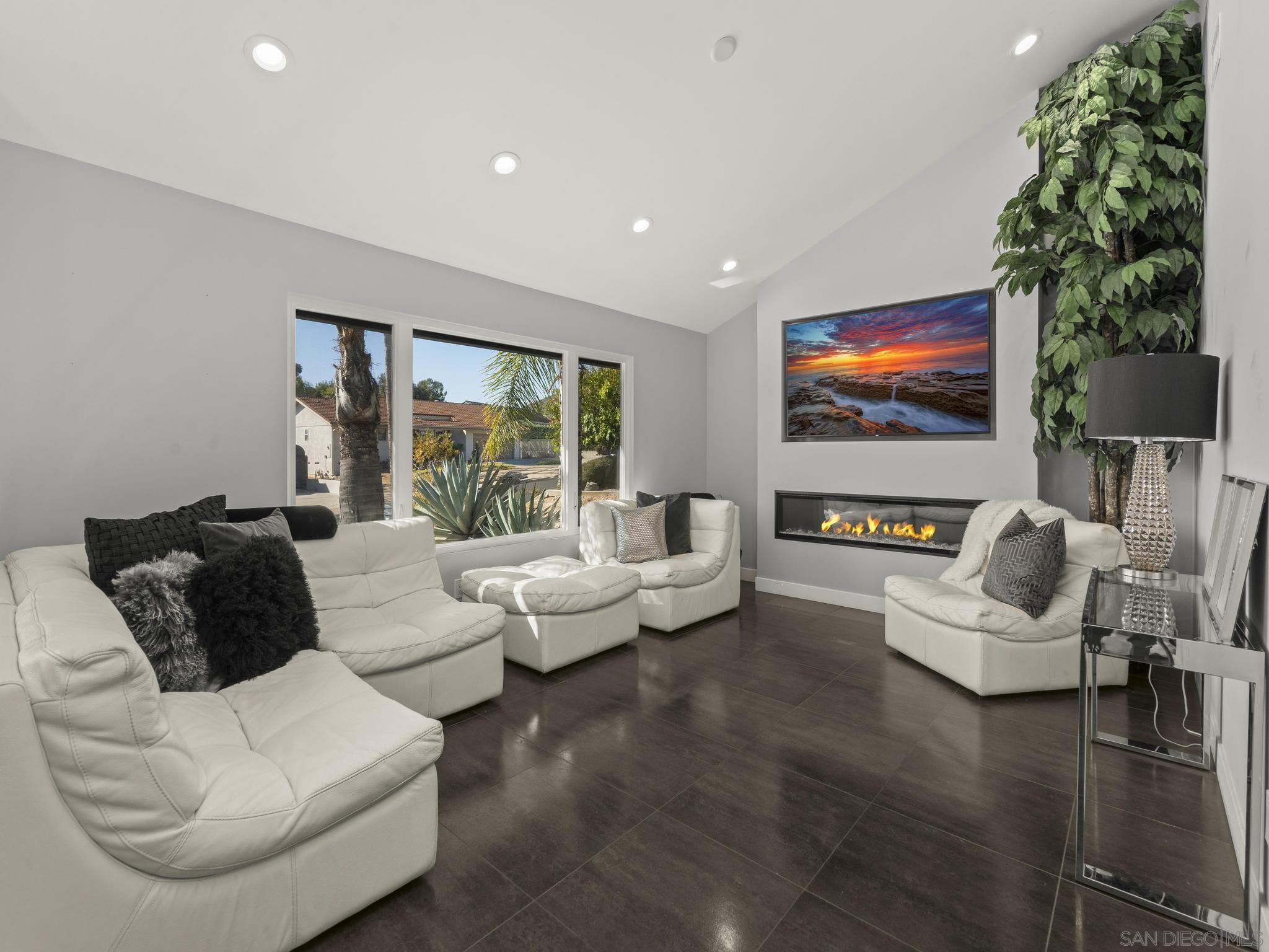 Detail Gallery Image 23 of 57 For 12815  Iola Way, Poway,  CA 92064 - 5 Beds | 3/1 Baths